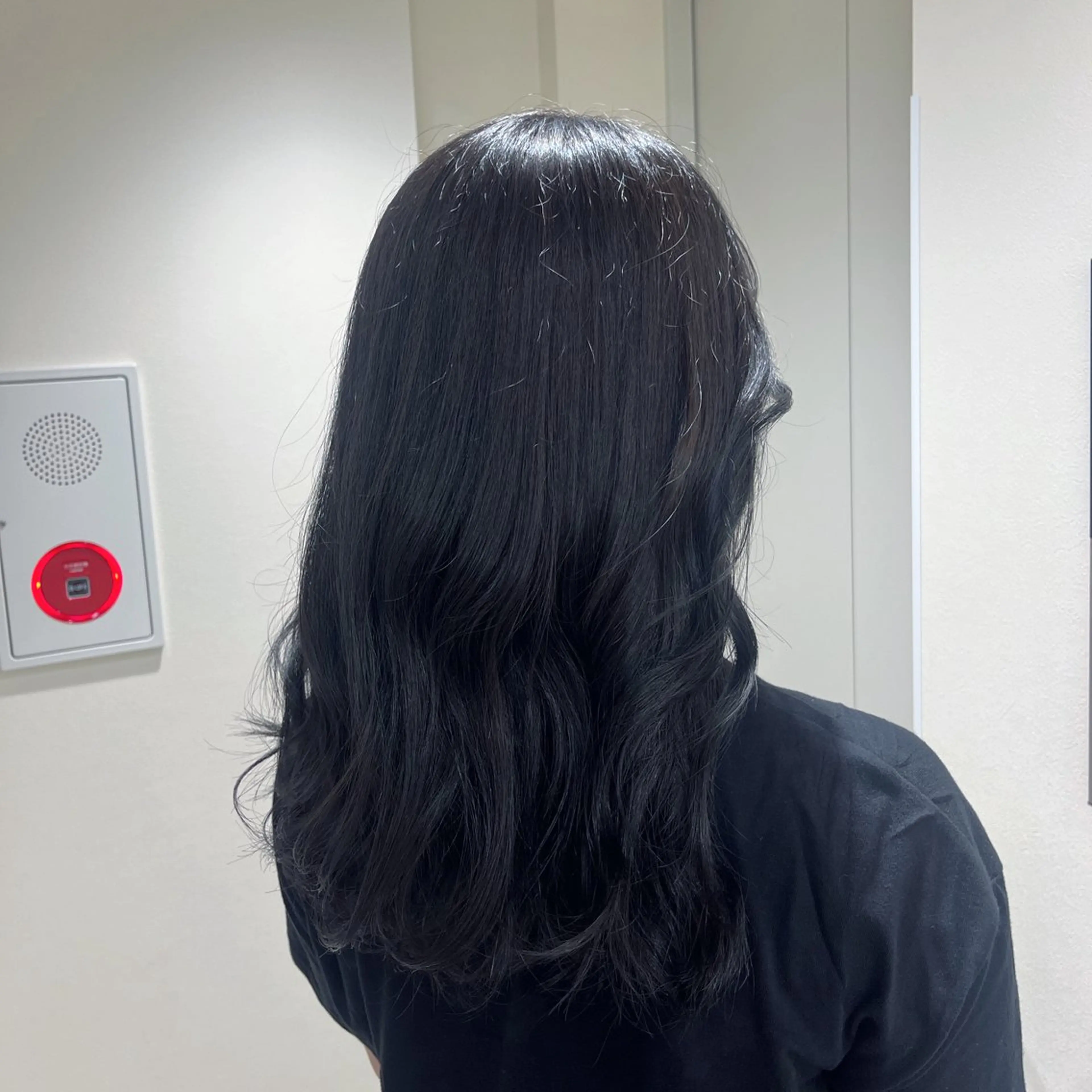 セミロング ユイナ 🕊NaVI ベージュ/透明感のヘアスタイル