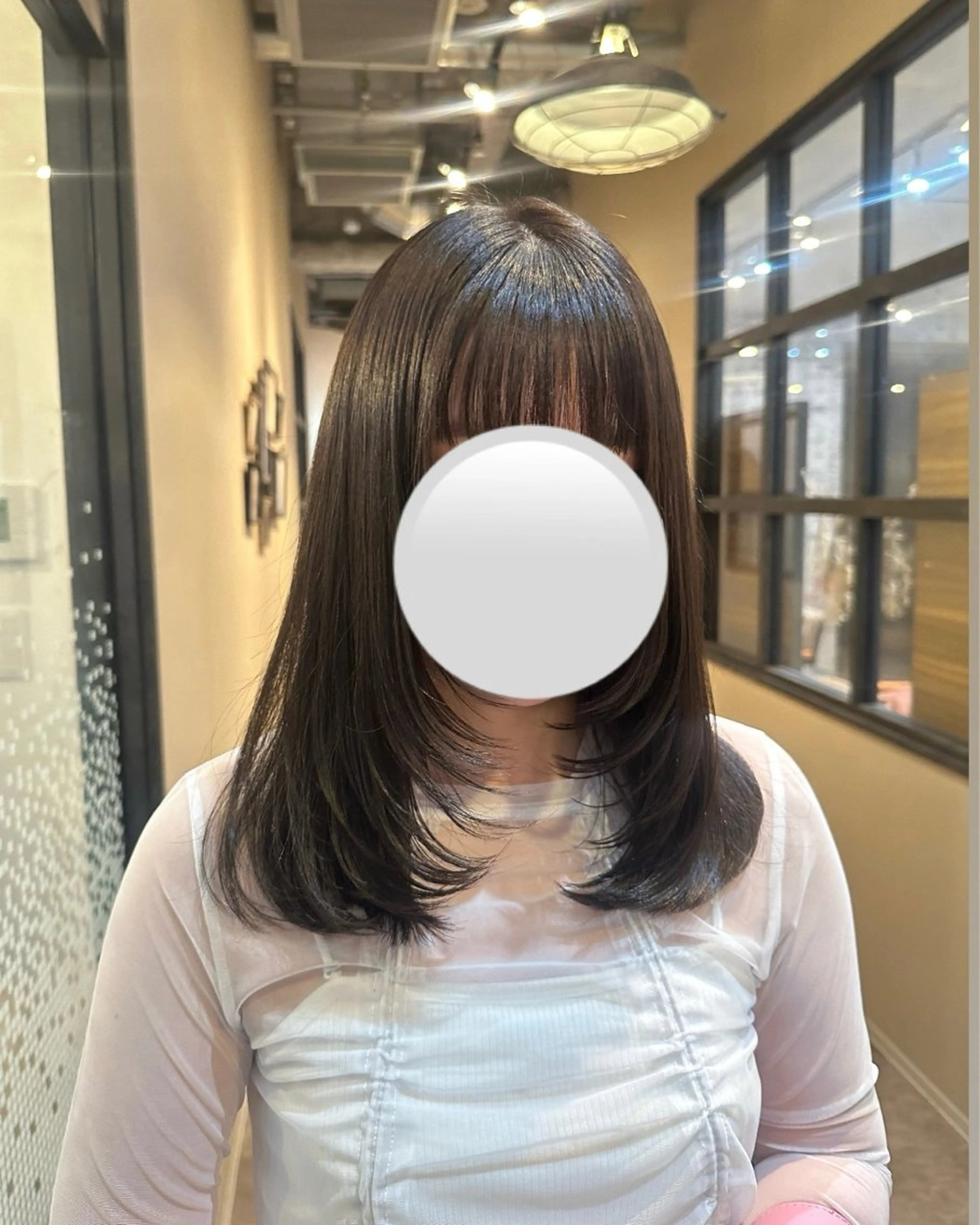 セミロング カラー 顔まわりレイヤー レイヤーカット カット ヘアカラー トリートメント Sara newi 🎀透明感🎀のヘアスタイル