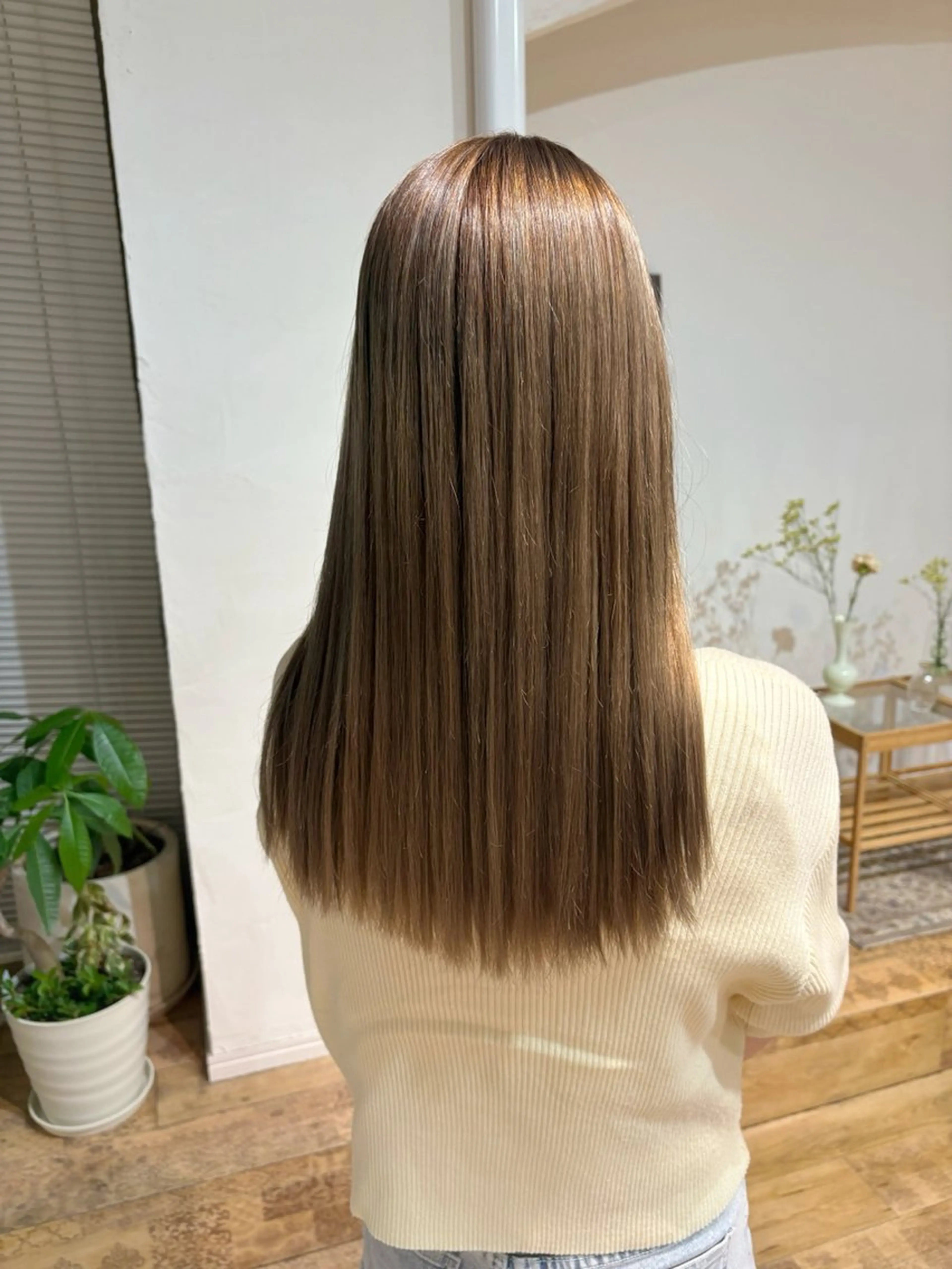 ロング Anri/ハイライト /カラーモデルのヘアスタイル