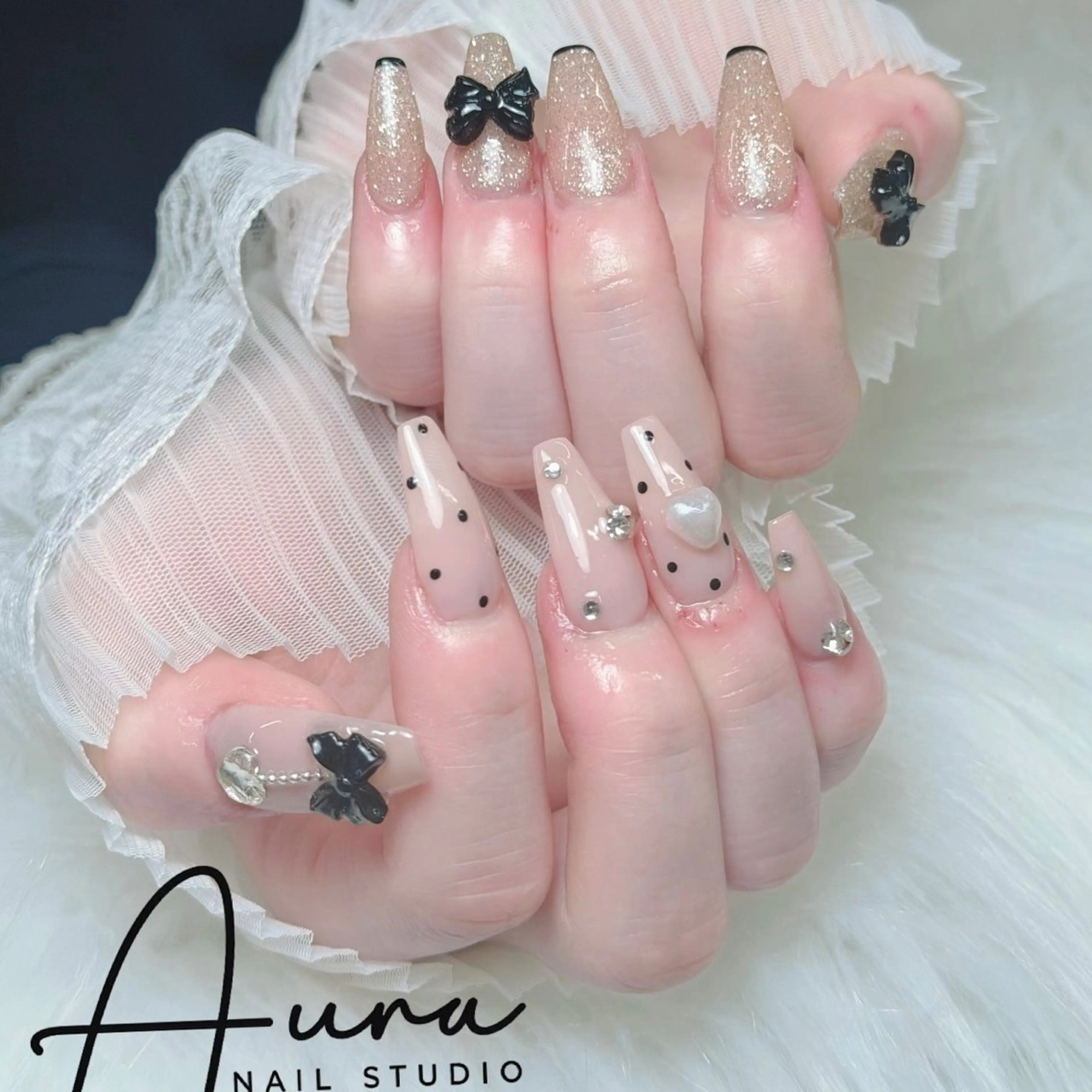 ネイル ハンドネイル Aura Nail HanNaのネイルデザイン