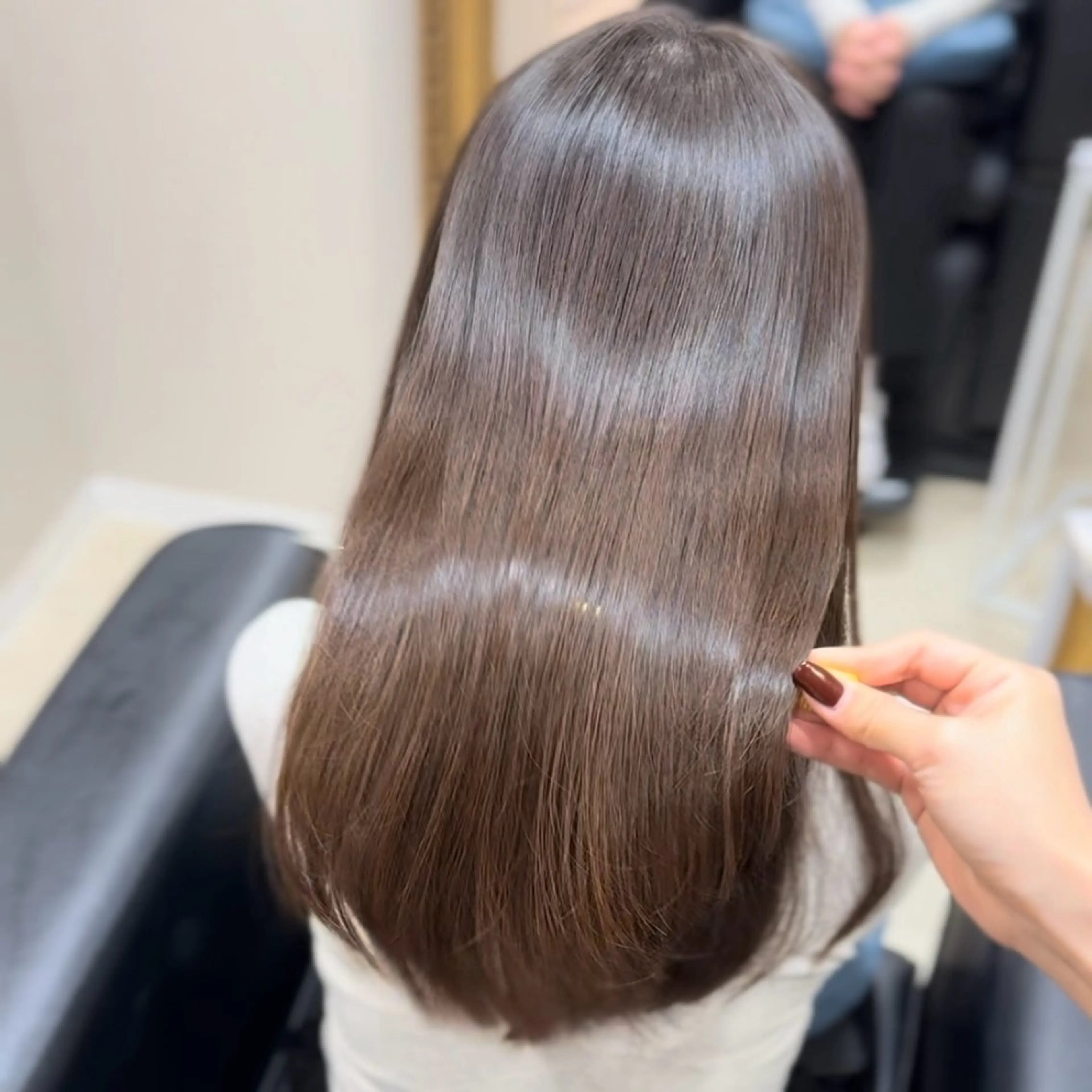 セミロング カラー パーマ 髪質改善 トリートメント ストレートパーマ カット パーマ 縮毛矯正 トリートメント 小野寺瑞希 /最小顔カットのヘアスタイル