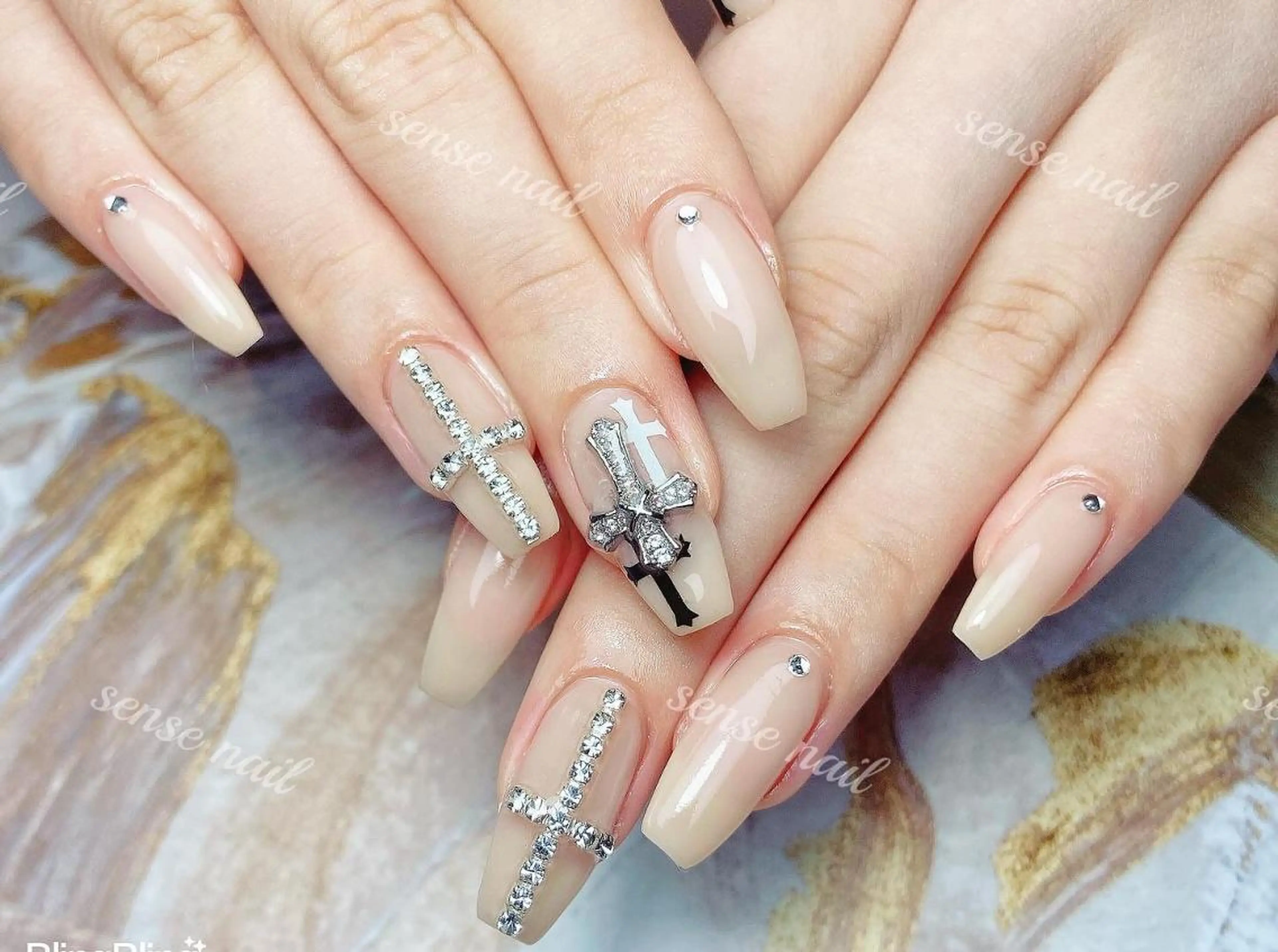 ネイル ハンドネイル ハンドケア Feinn Ink💕のネイルデザイン