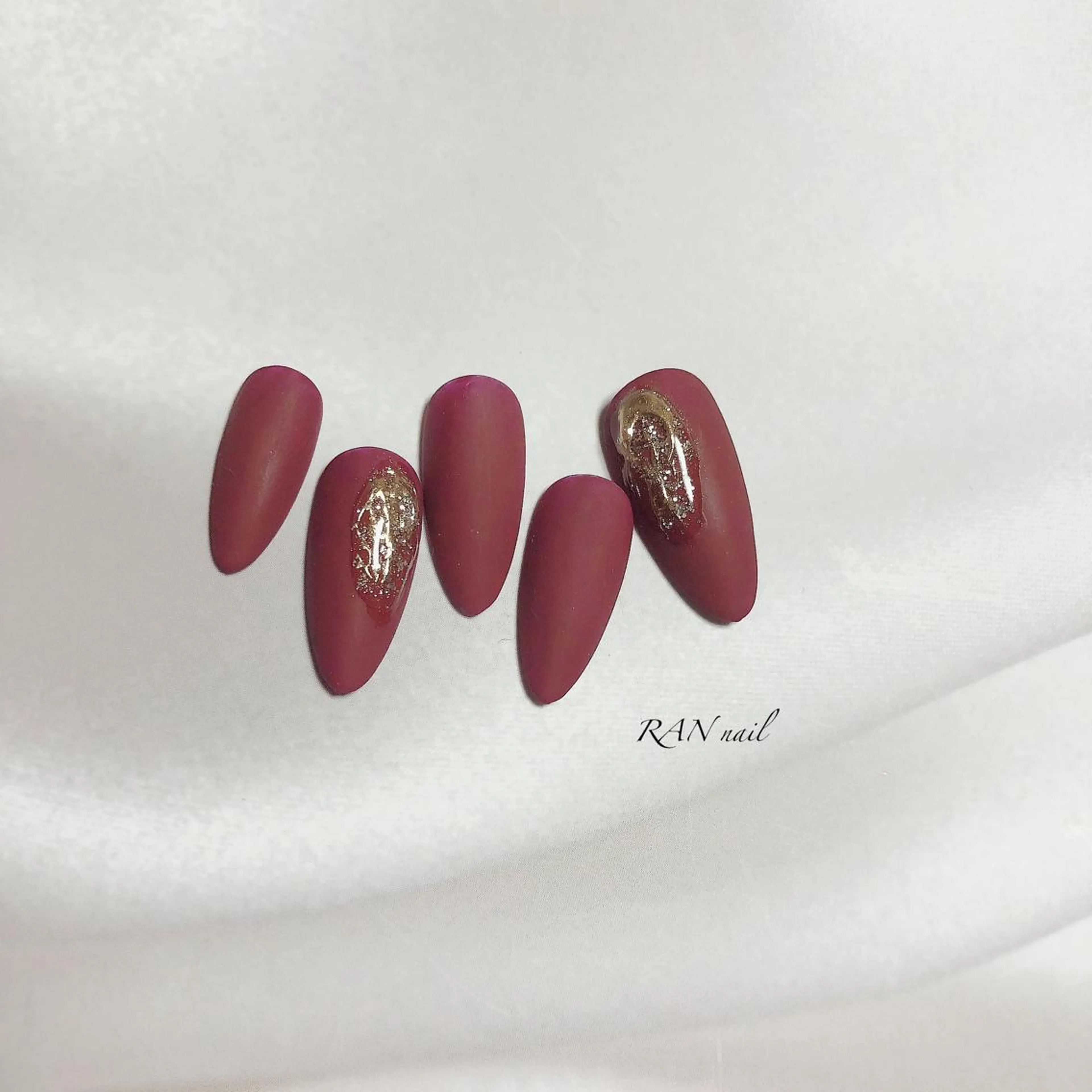 ネイル ジェルネイル キラキラネイル マットネイル オフィスネイル シンプルネイル RAN nailのネイルデザイン