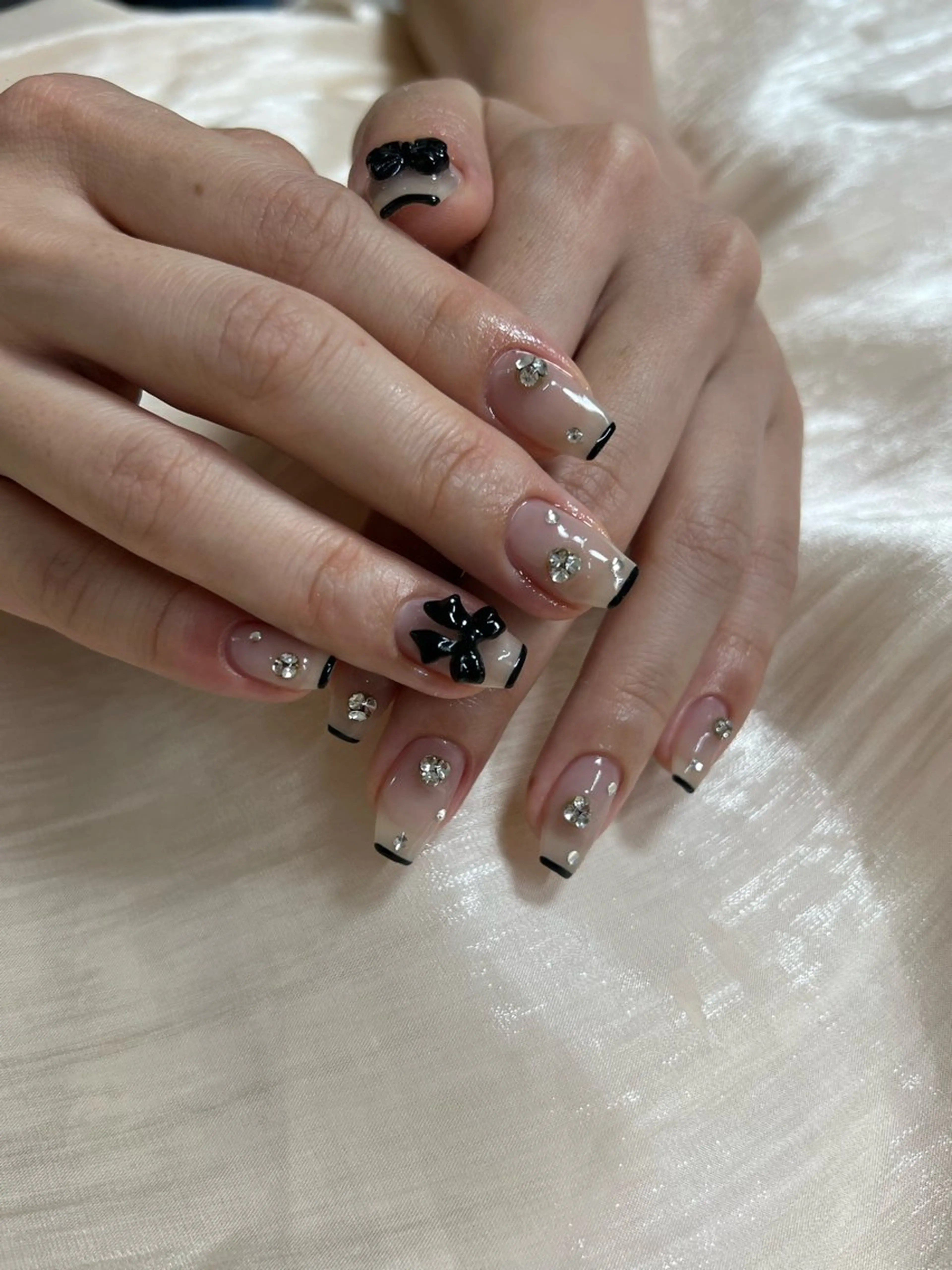 ネイル ハンドネイル White dear fujiwaraのネイルデザイン