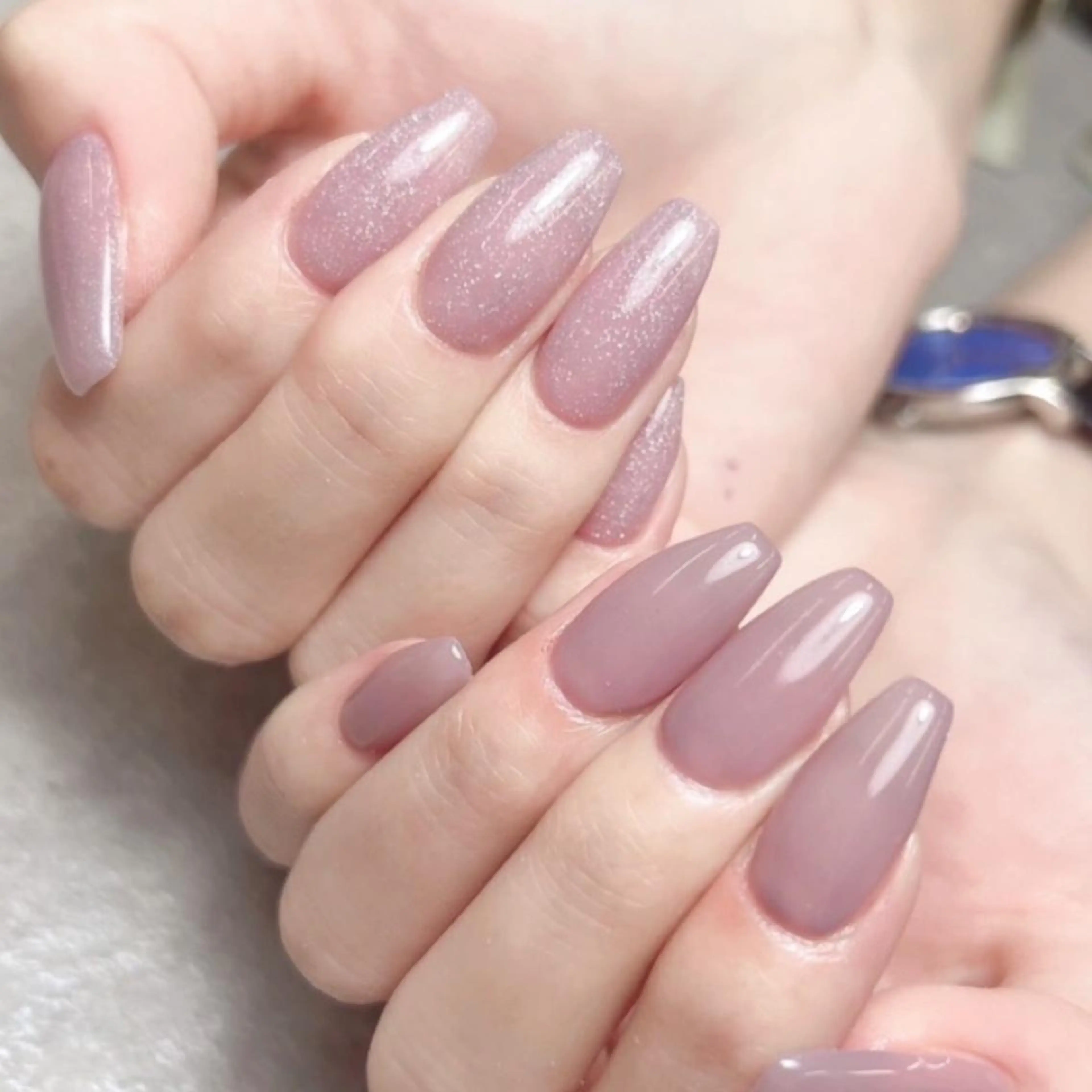 【オフあり】ハンド💅🏻艶フォルム ワンカラー(2色までお選びいただけます)の写真