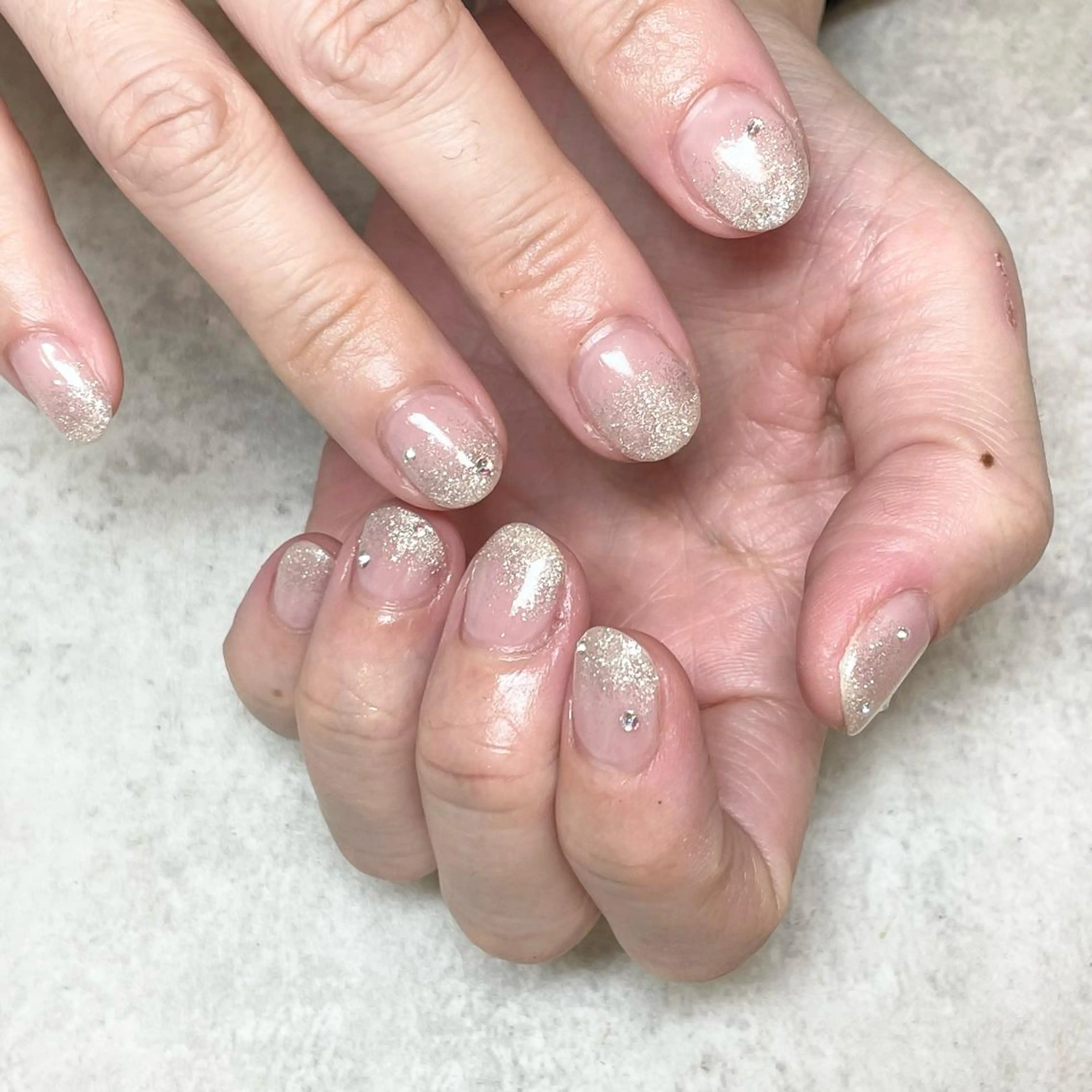 ネイル ワンホンネイル CHOUETTE Shioriのネイルデザイン