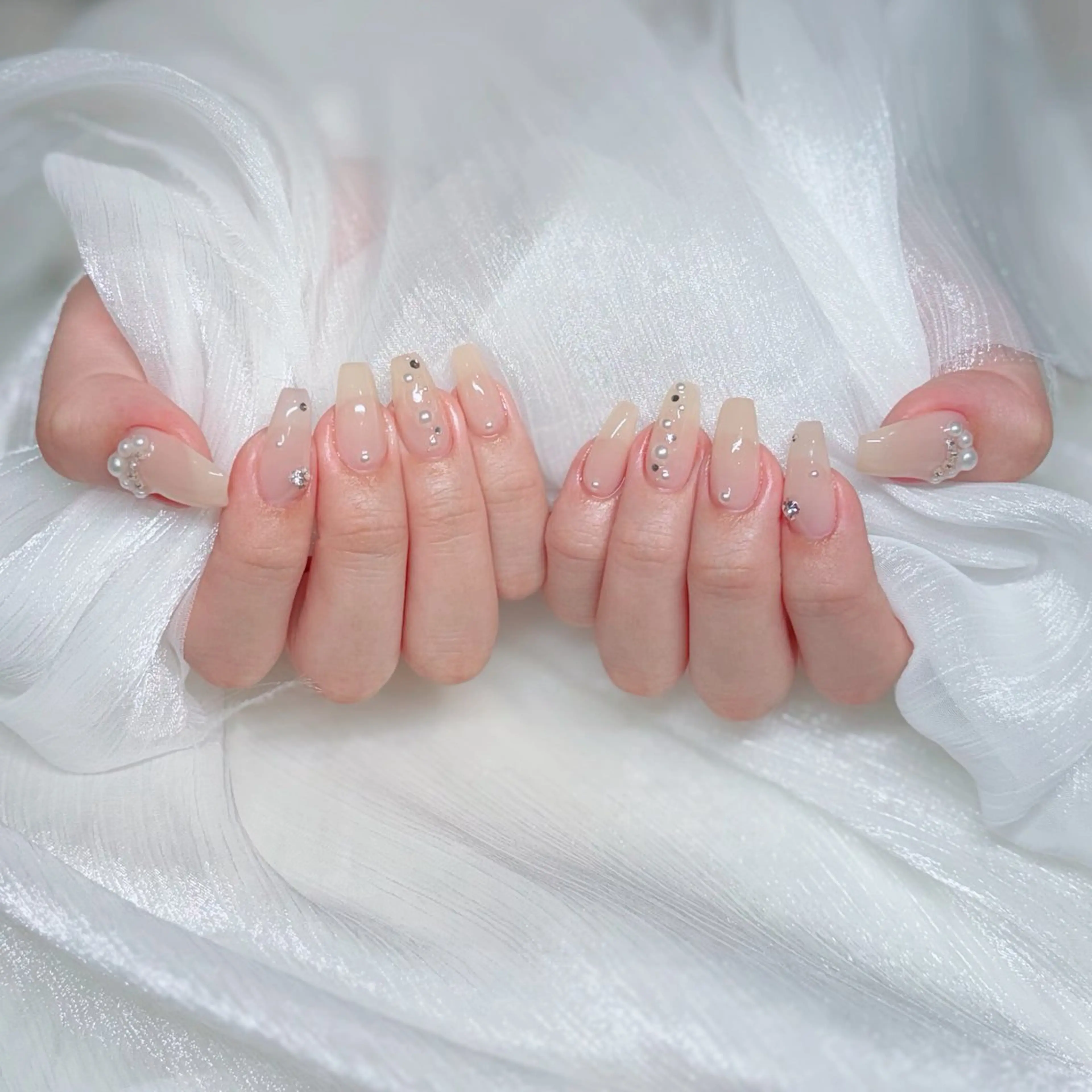 ネイル ハンドネイル Miki 本町駅｜💅‎🤍のネイルデザイン