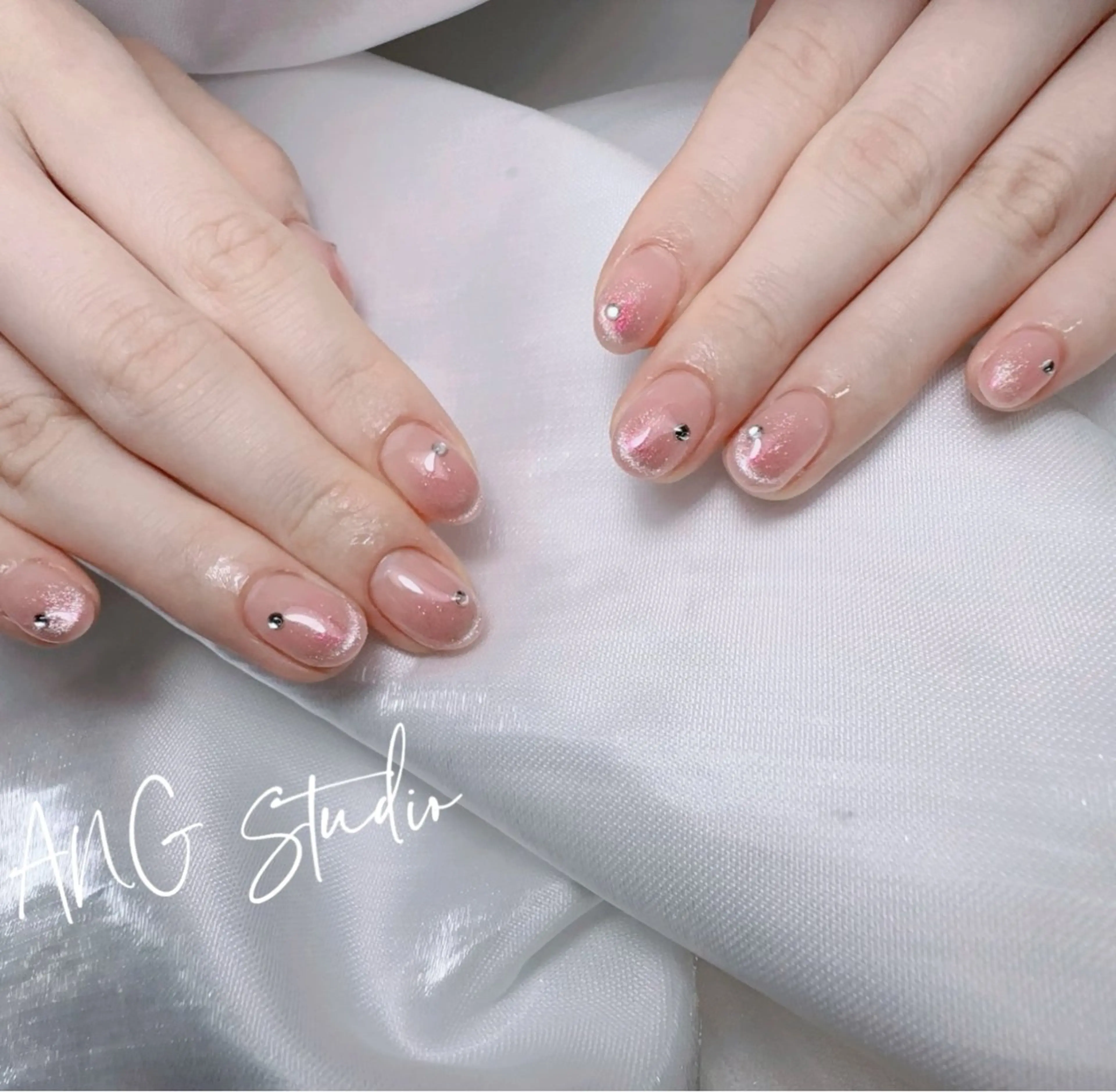 ネイル ハンドネイル ハンドケア ANG Studioのネイルデザイン