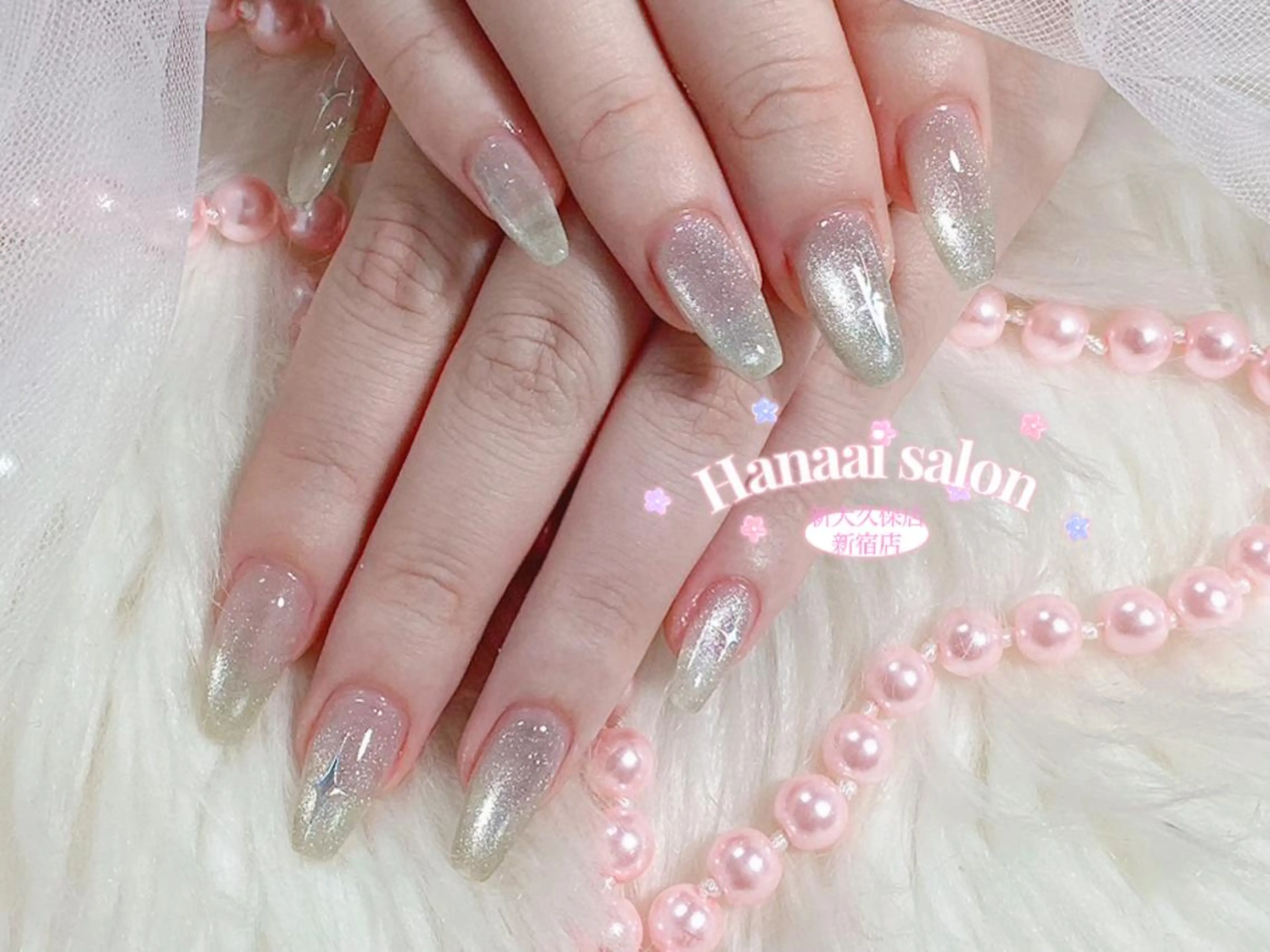 ネイル アートネイル フラッシュネイル フットネイル ジェルネイル グラデーション Hanaai Salonスニタのネイルデザイン