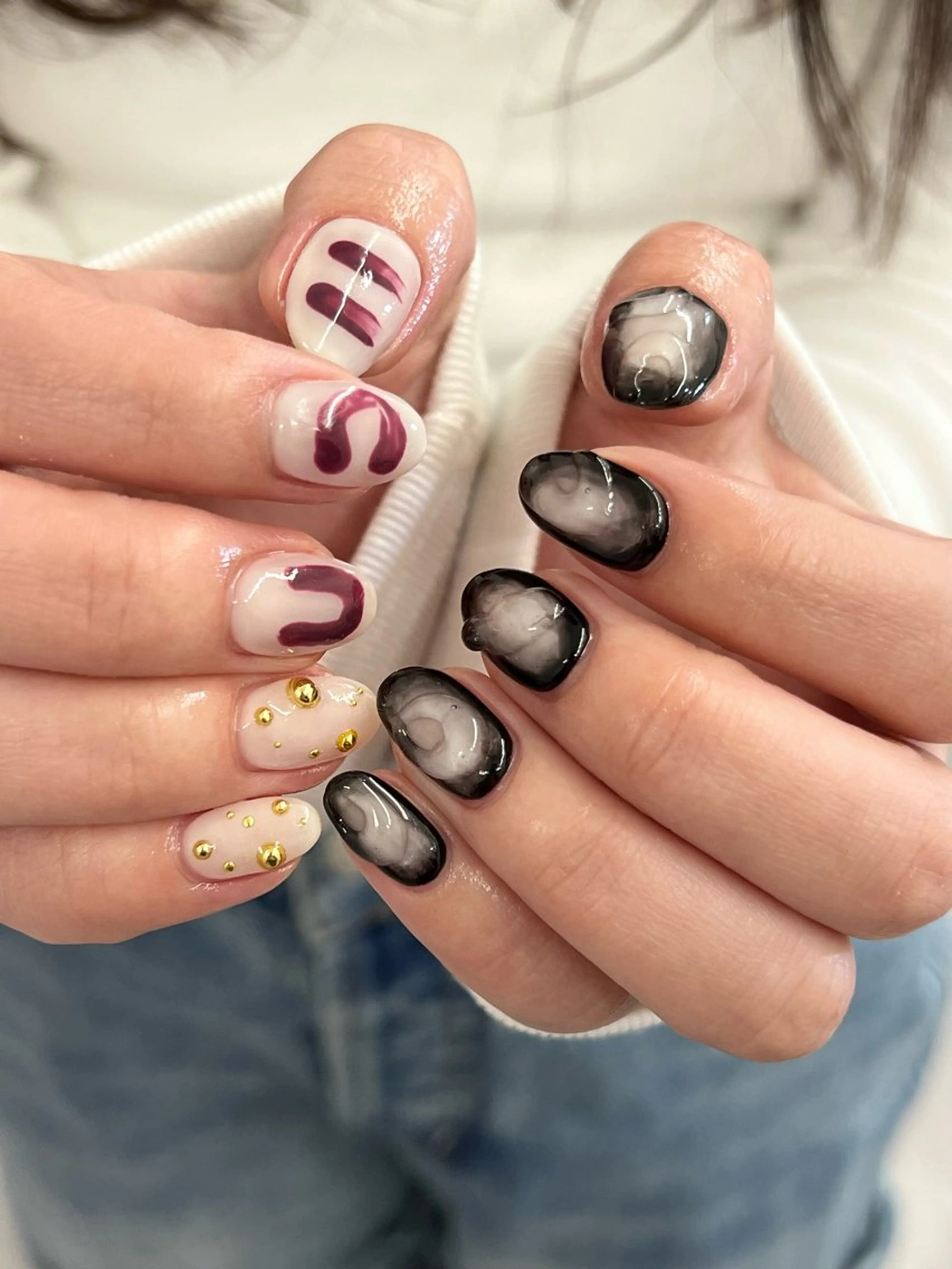 ネイル ジェルネイル ゴールド マグネットネイル ニュアンスネイル パラジェル ハンドネイル ハンドケア Bana_ Nailのネイルデザイン