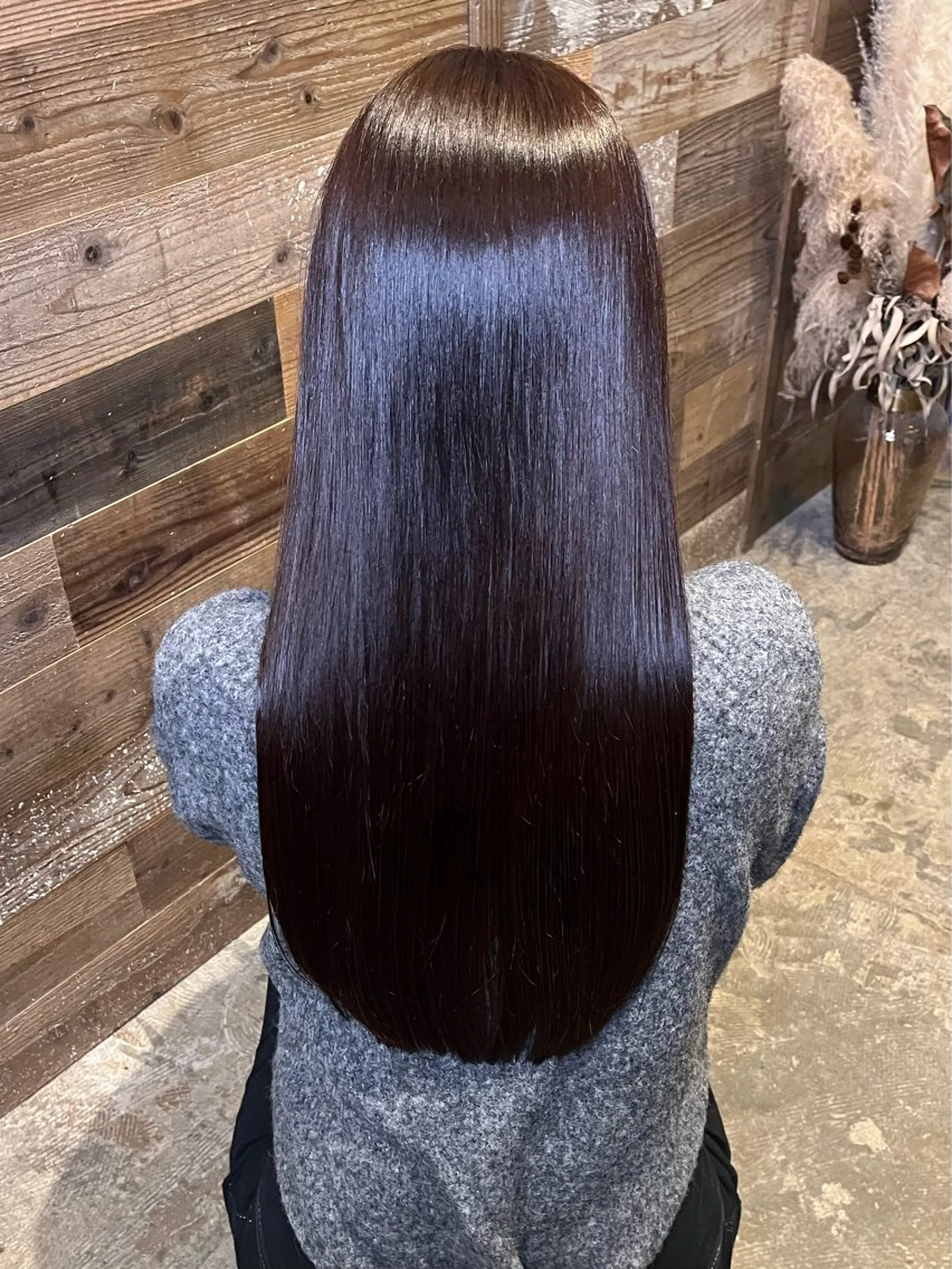 ロング ロング LoE[ロエ]桃井 香菜子のヘアスタイル