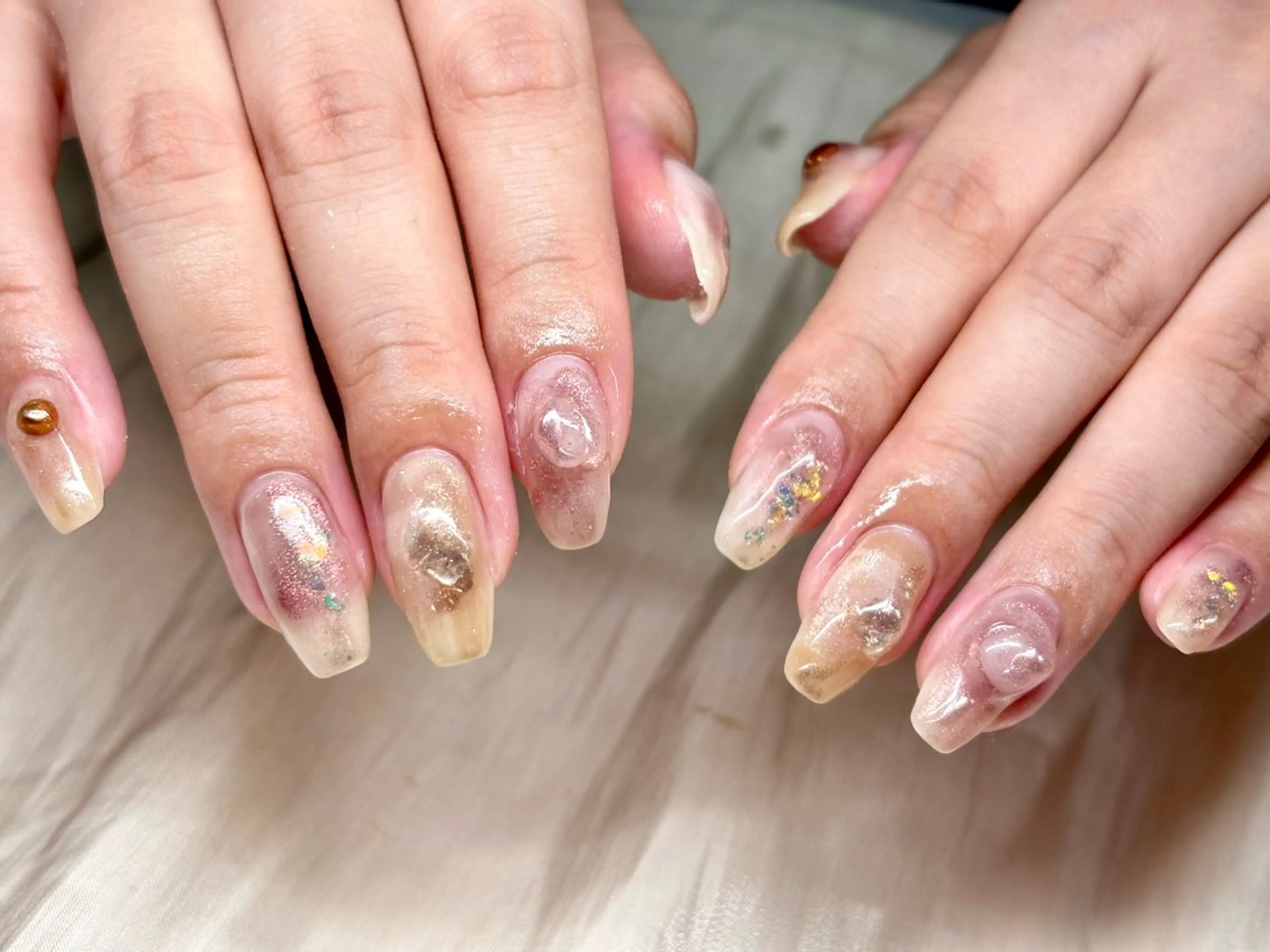 ネイル アートネイル ニュアンスネイル ハンドネイル ハンドケア ETE LUNA NAILのネイルデザイン