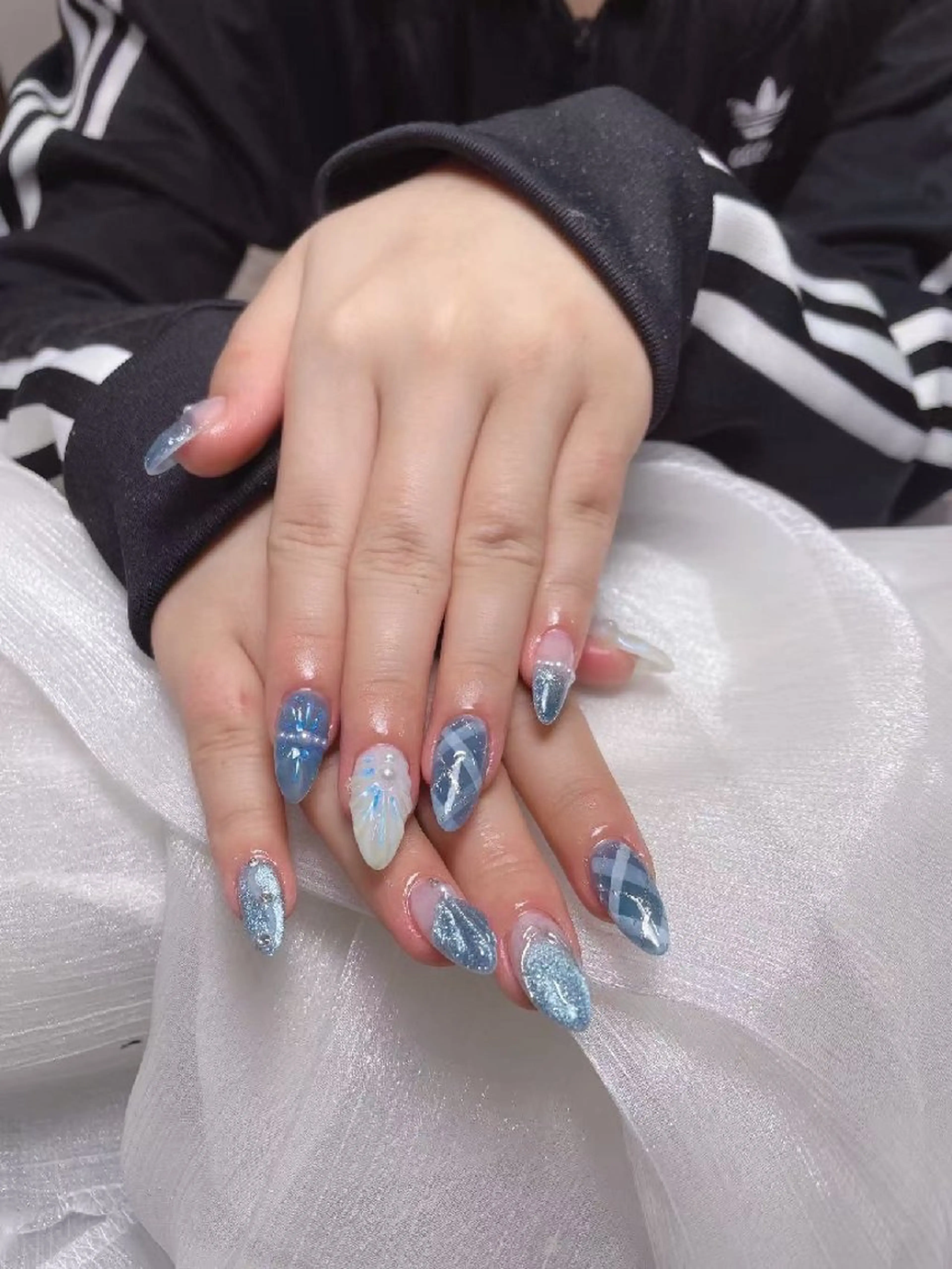 ネイル ENsalon AKIRAのネイルデザイン