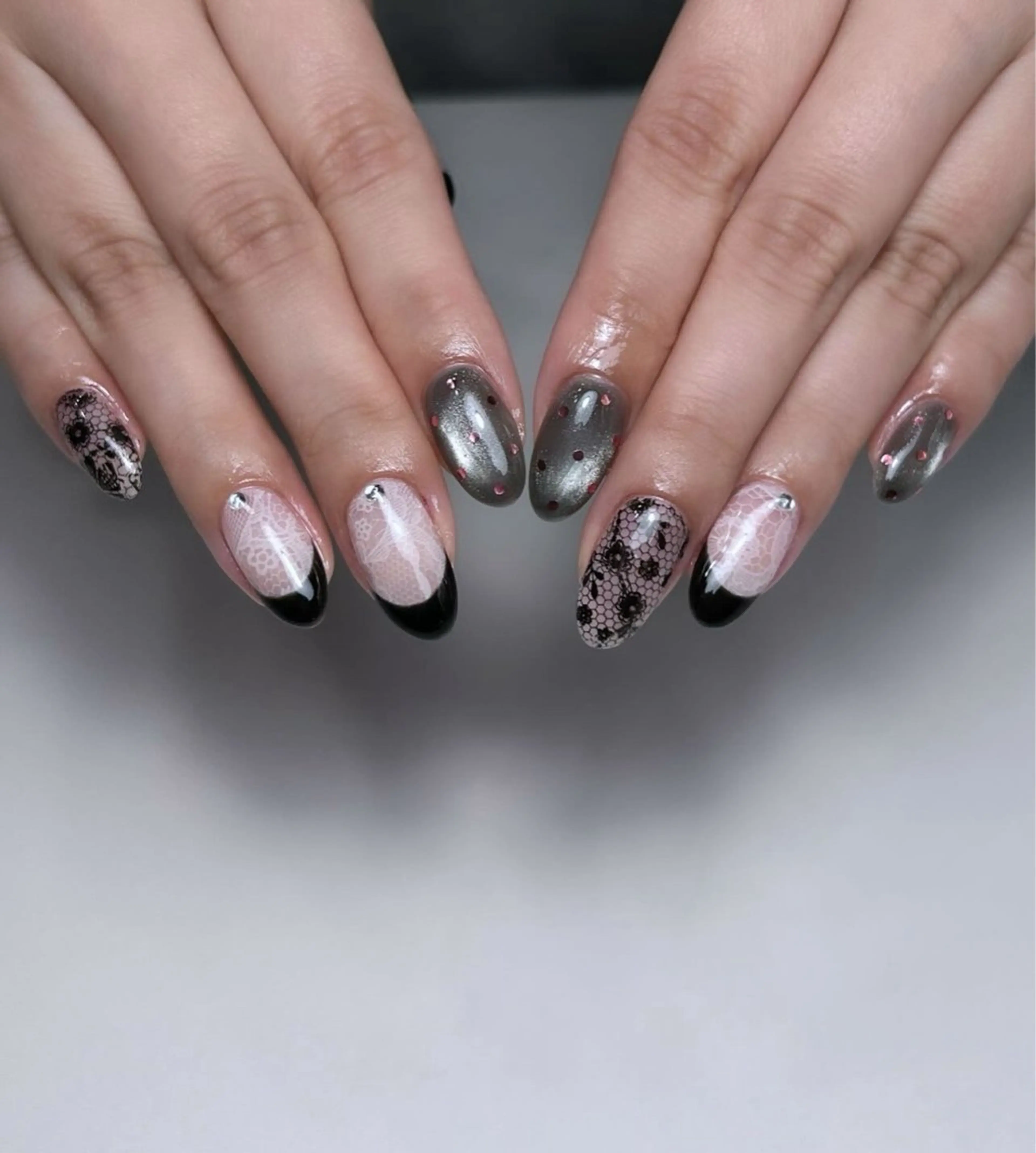 ネイル maison dari (ﾒｿﾞﾝ   ﾀﾞﾘ )所属・高橋 ユカのネイルデザイン