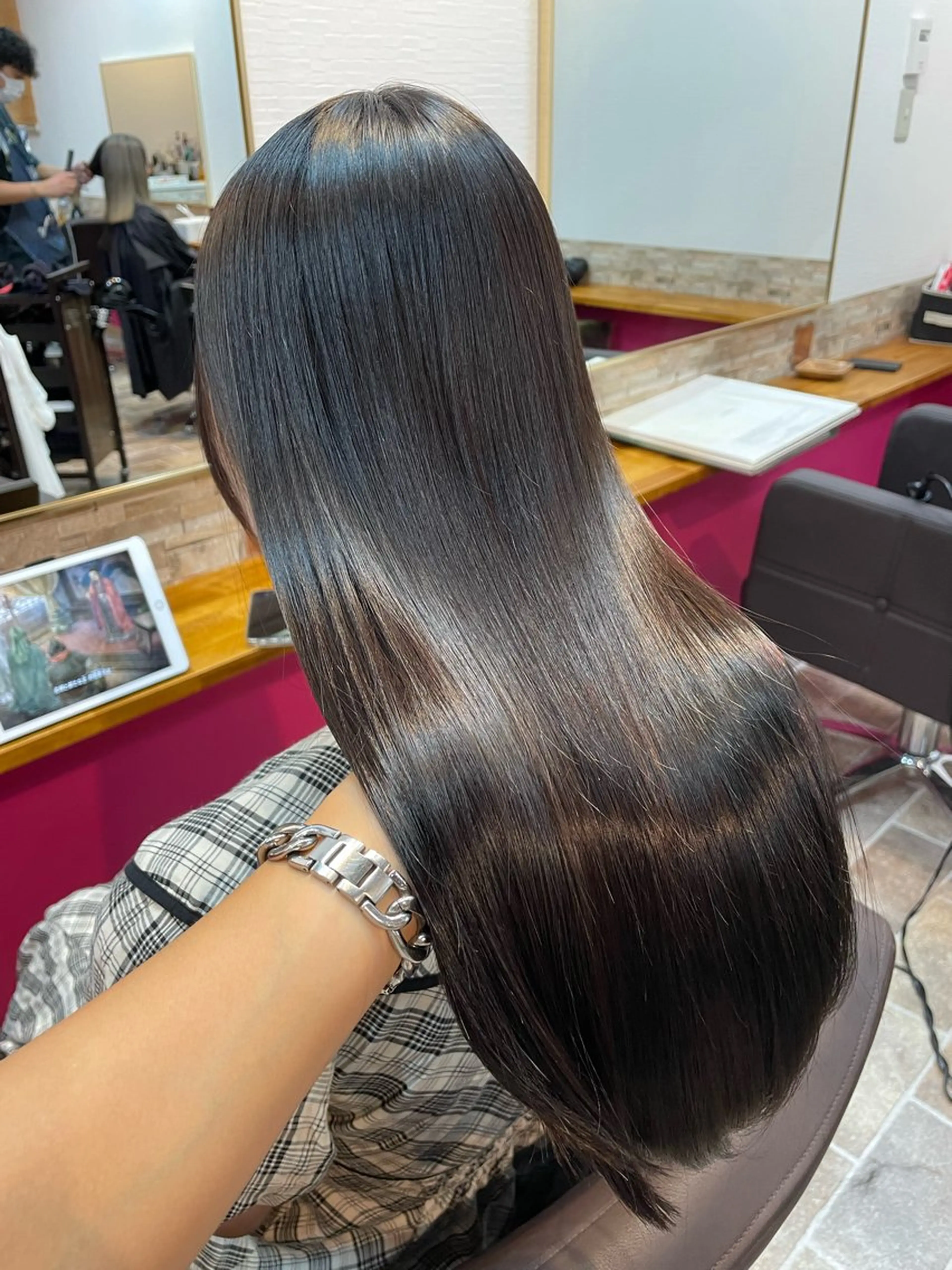 ロング カラー トリートメント カット ヘアカラー トリートメント YUI/ ブリーチカラー🌷のヘアスタイル