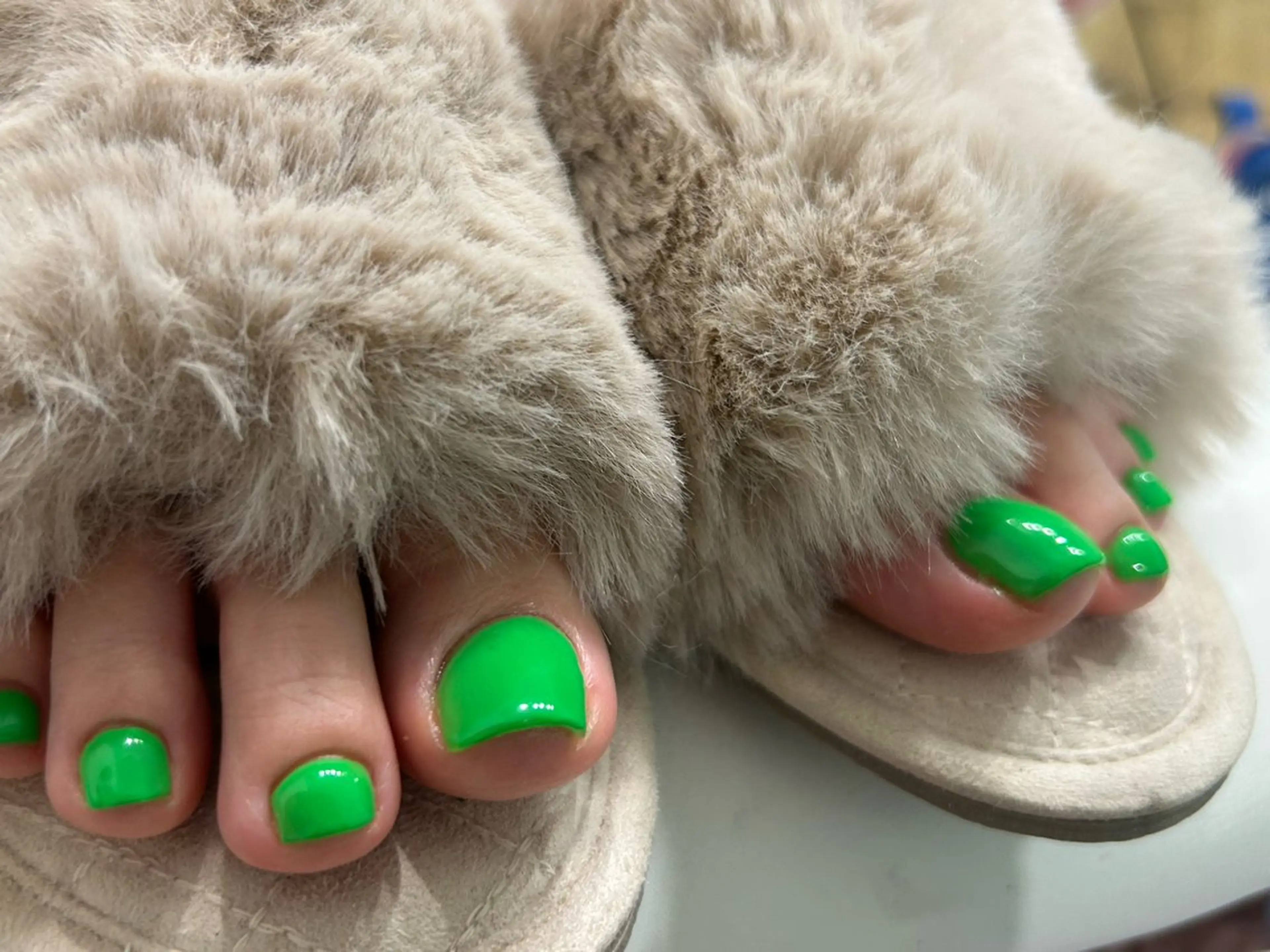 ネイル フットネイル 𝚜𝚘𝚛𝚊/ ネイルモデル様募集中のネイルデザイン