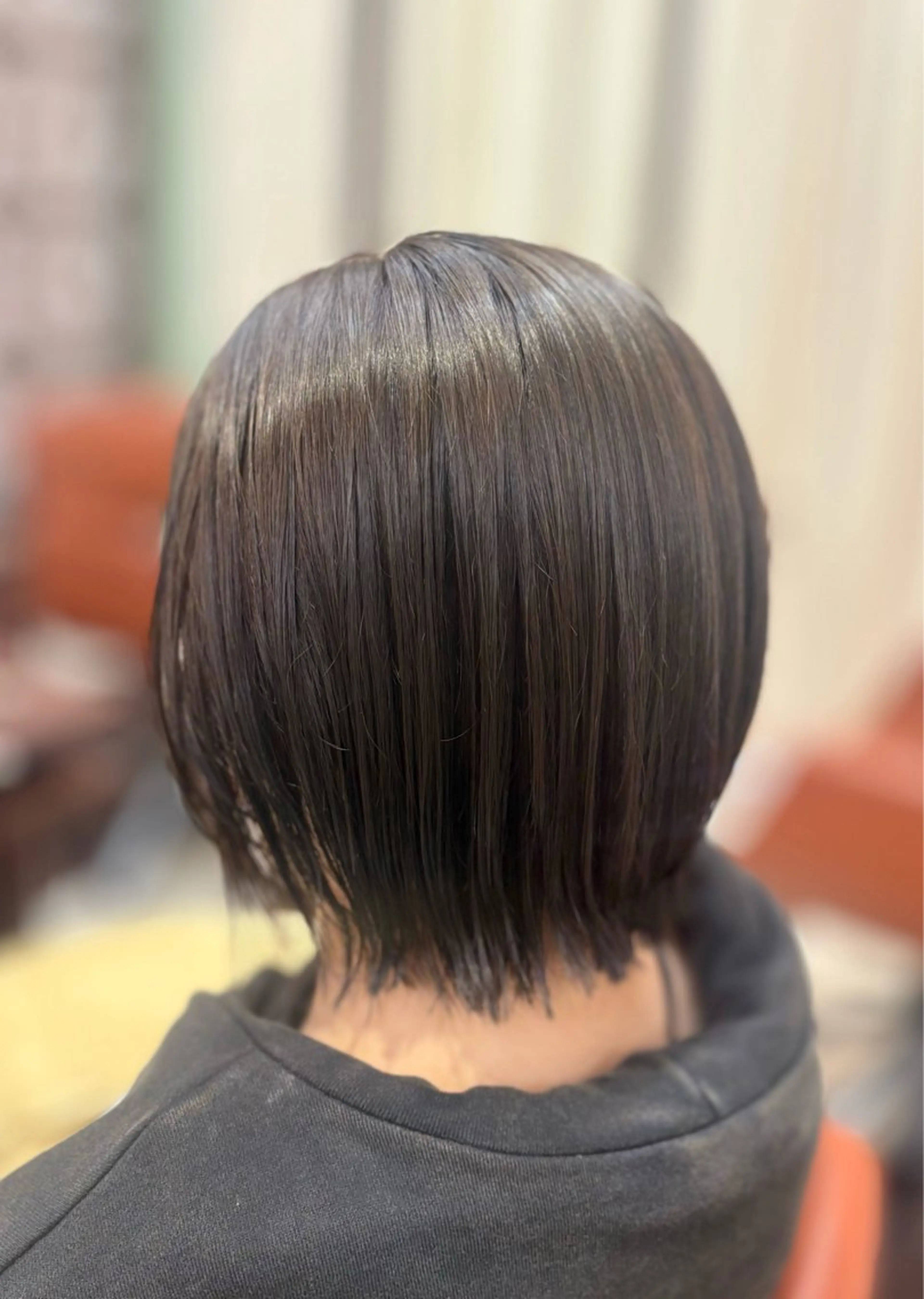 ミディアム ボブレイヤー ボブ レイヤーカット カット ヘアカラー レイヤー×韓国風/ ハイトーン/朝倉友香のヘアスタイル