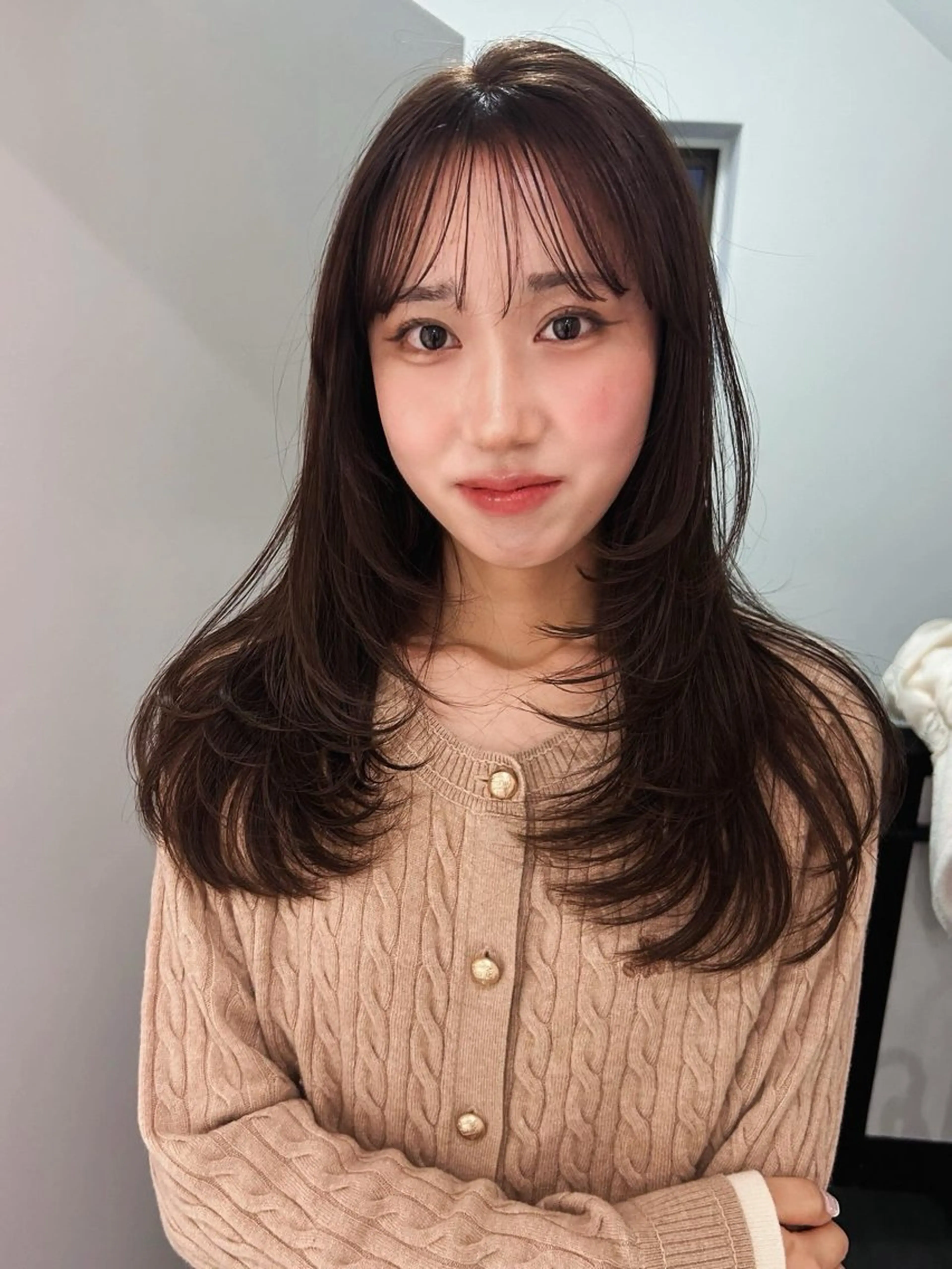 ロング カラー 透明感カラー 顔周りカット ハイレイヤー レイヤーカット カット ヘアカラー トリートメント ひかり HAZELのヘアスタイル