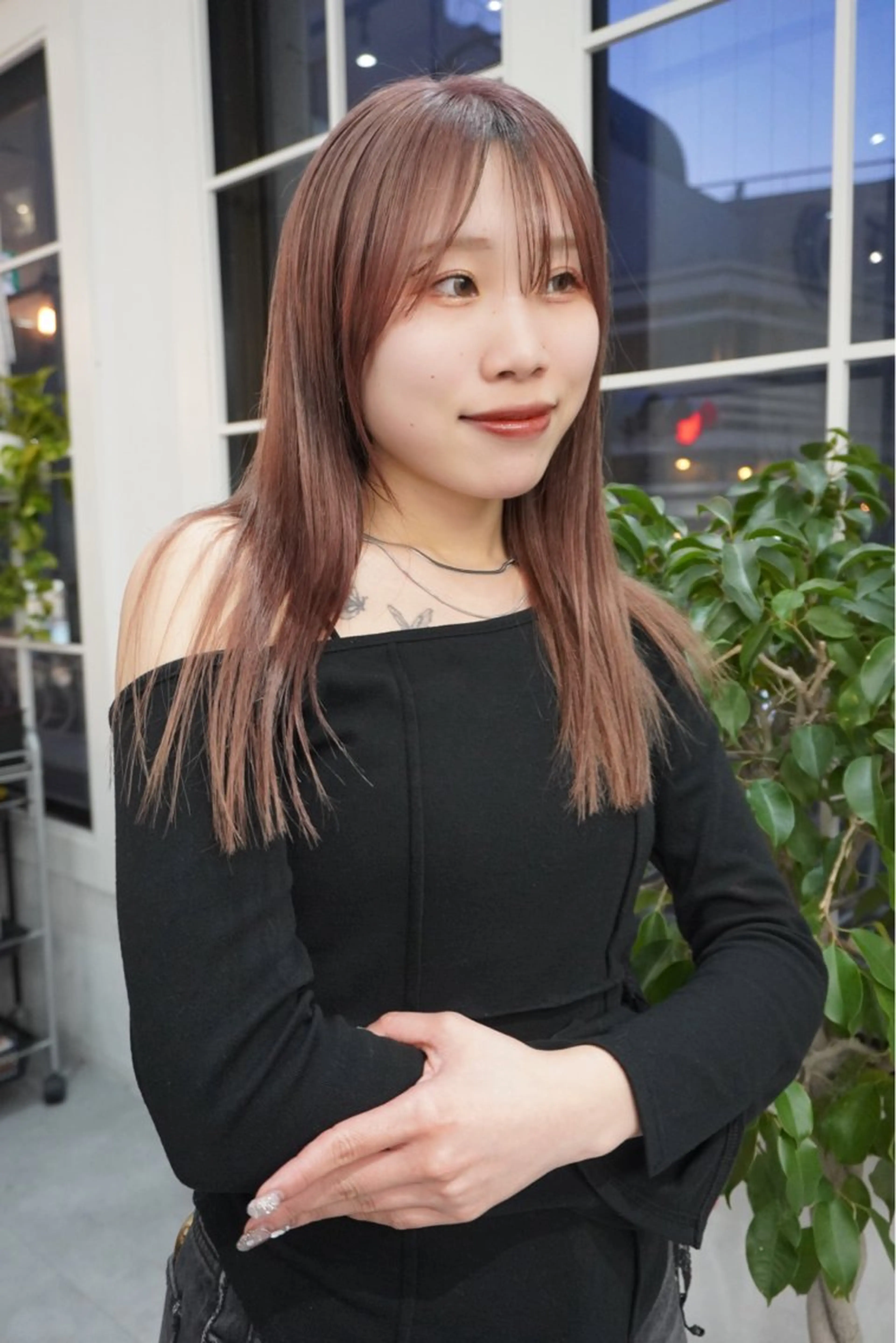 🍀ダメージレスケアブリーチ+艶カラー+デザインカット+トリートメント🍀の写真