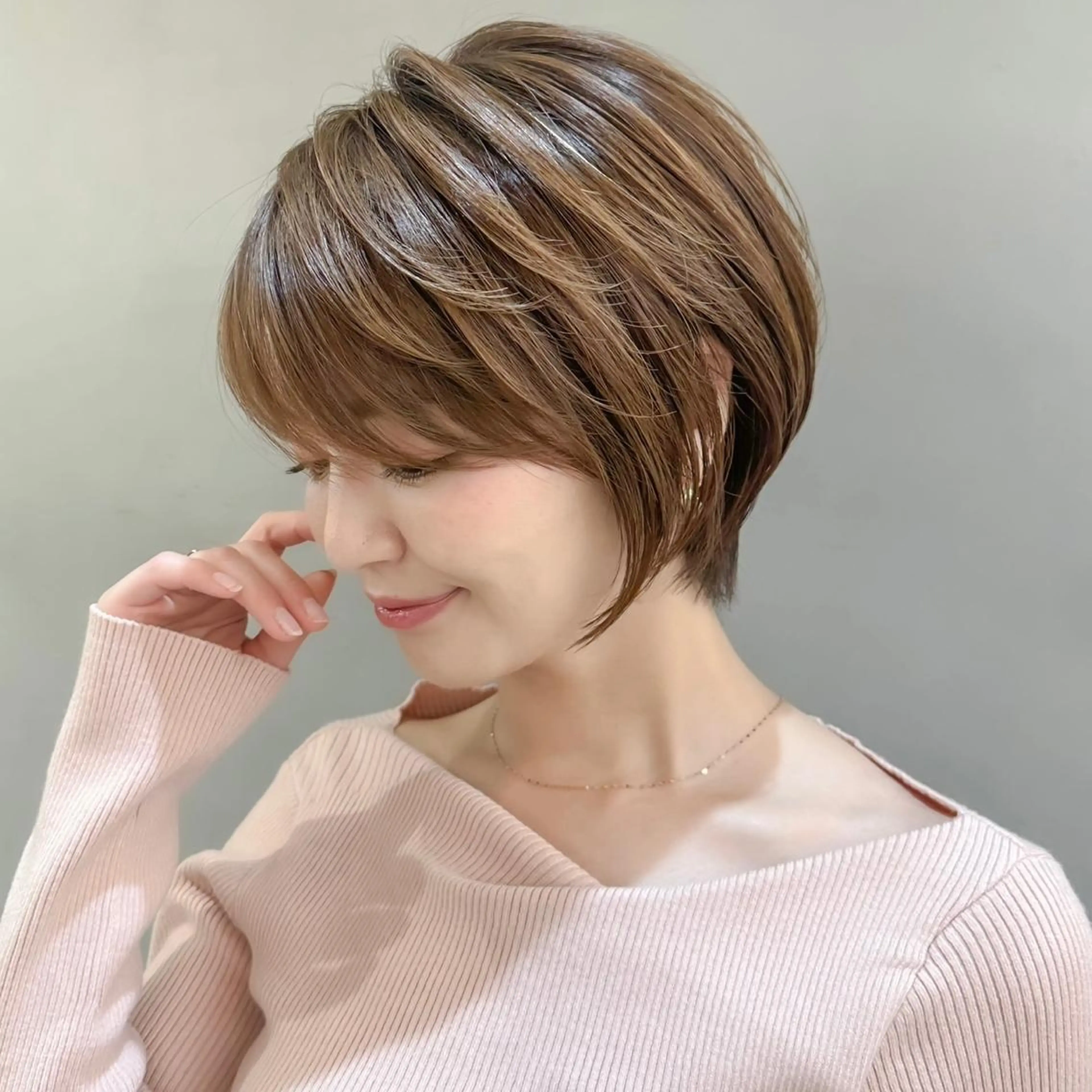 ショート カラー カット ヘアカラー トリートメント 縮毛/レイヤー 韓国/橋口のヘアスタイル