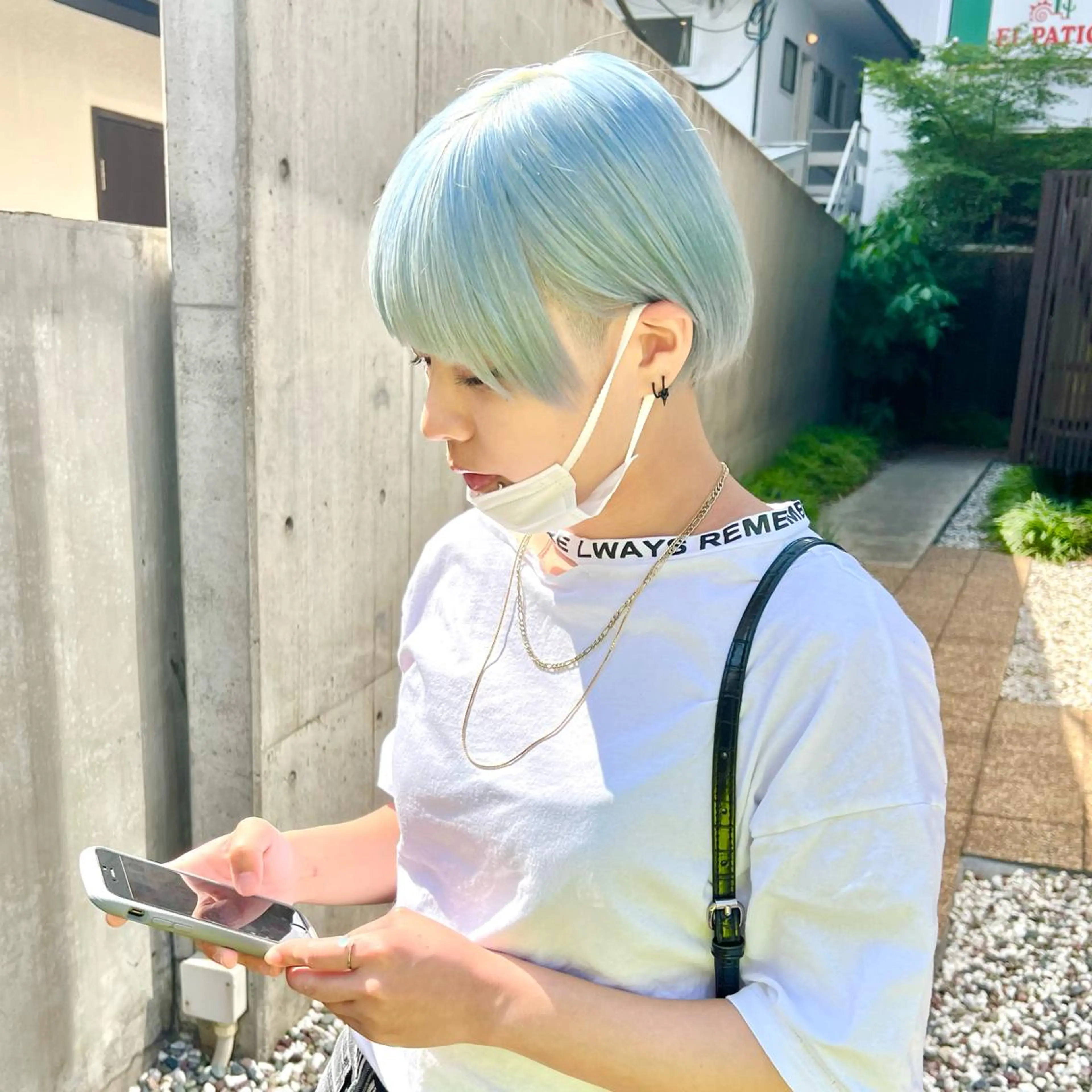 ショート カラー ブリーチ ハイトーンカラー ケアブリーチ×ハイト ーン専門/SHOTAのヘアスタイル