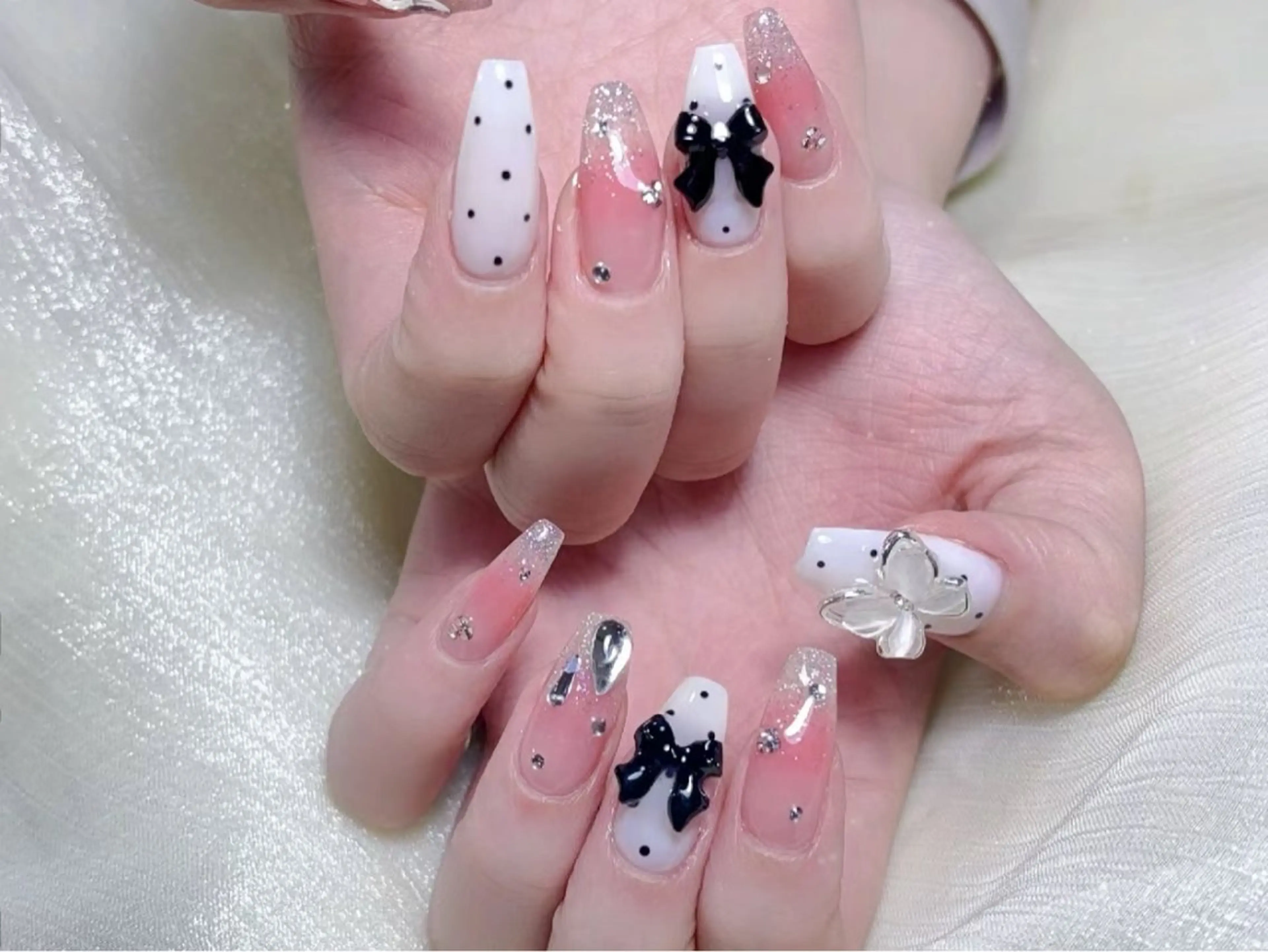 ミディアム CI CI nailのネイルデザイン