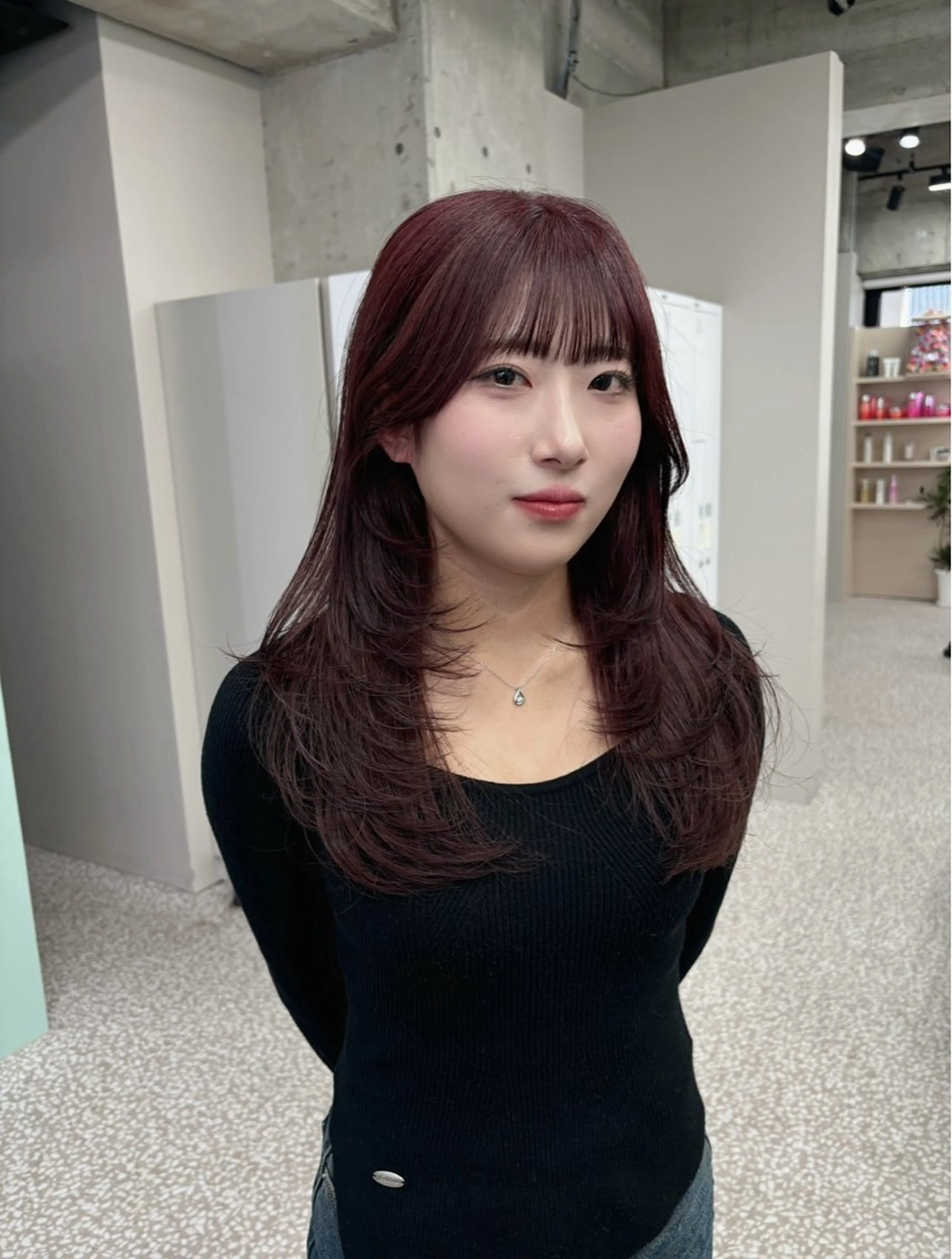 セミロング nanami IROW大名のヘアスタイル