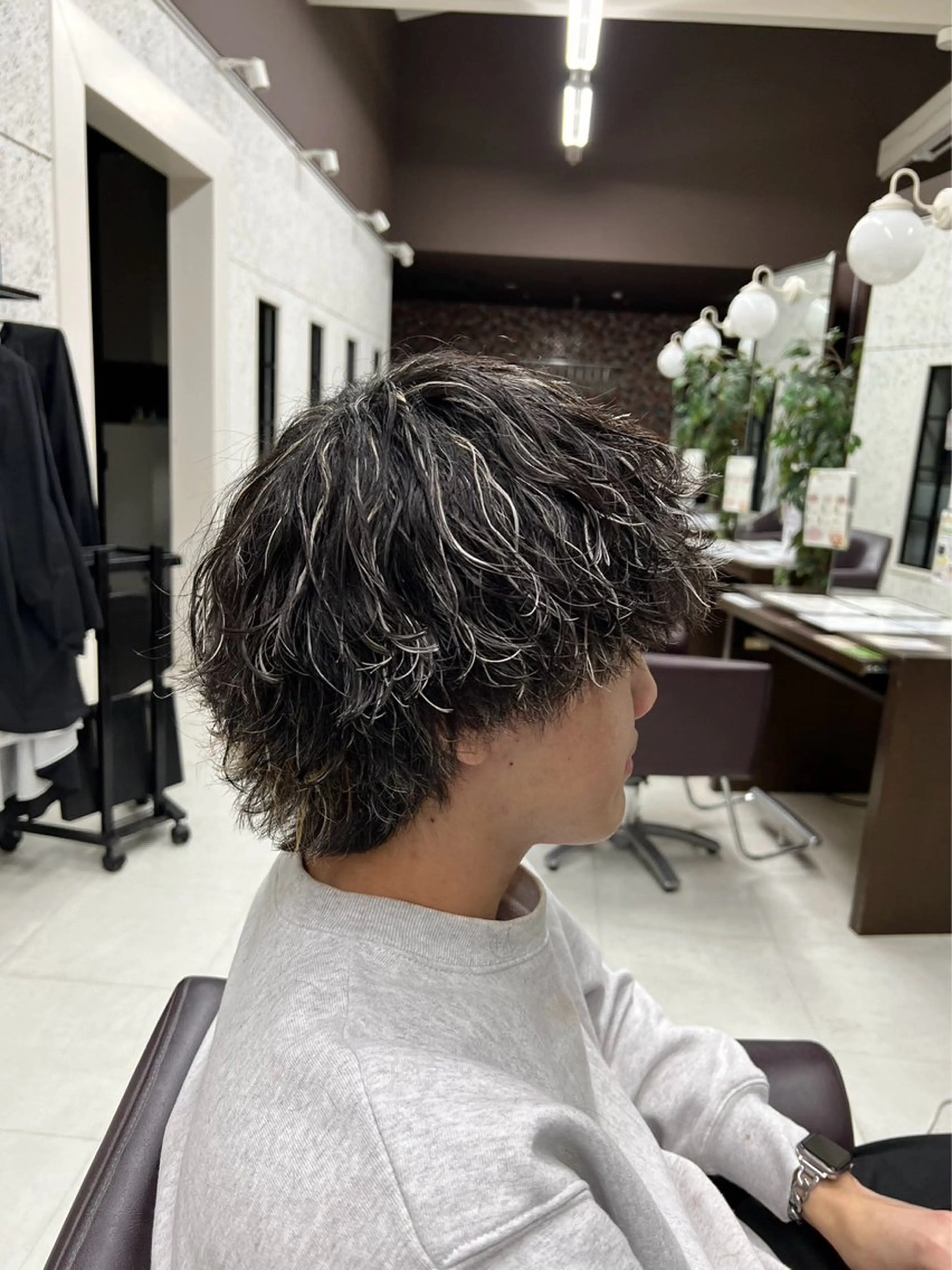 【初回限定クーポン💥】カット+パーマ+ハイライトの写真