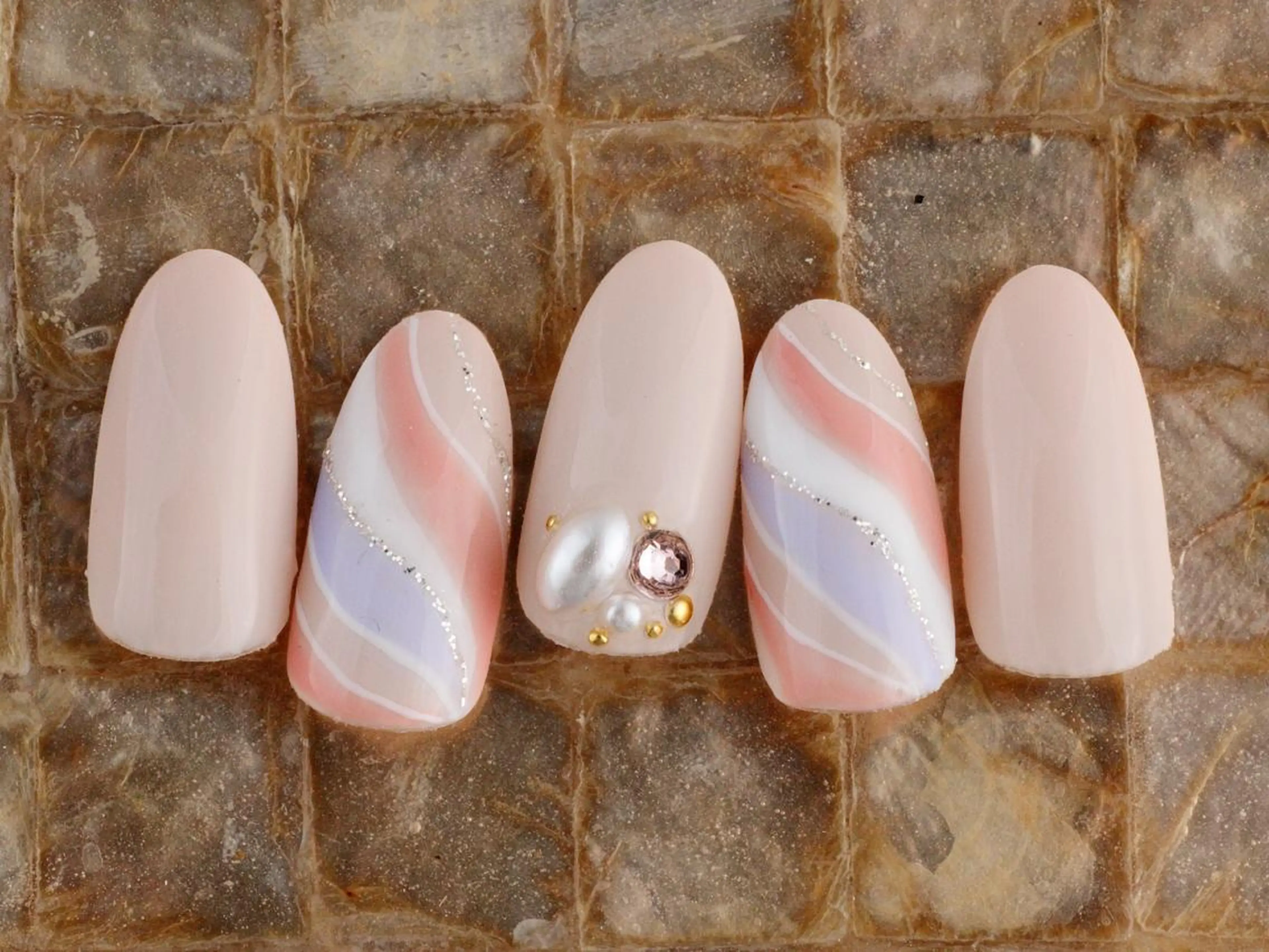 ネイル Nail's LuluLimaのネイルデザイン