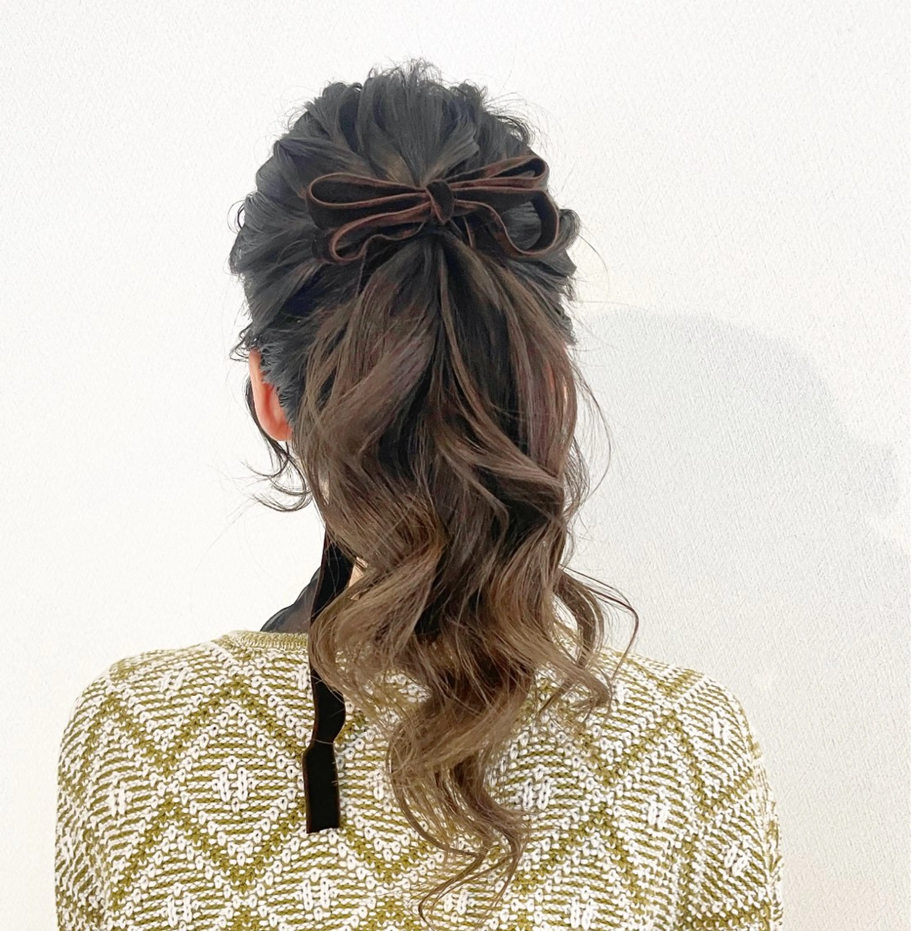 ロング 倉地 更彩のヘアスタイル