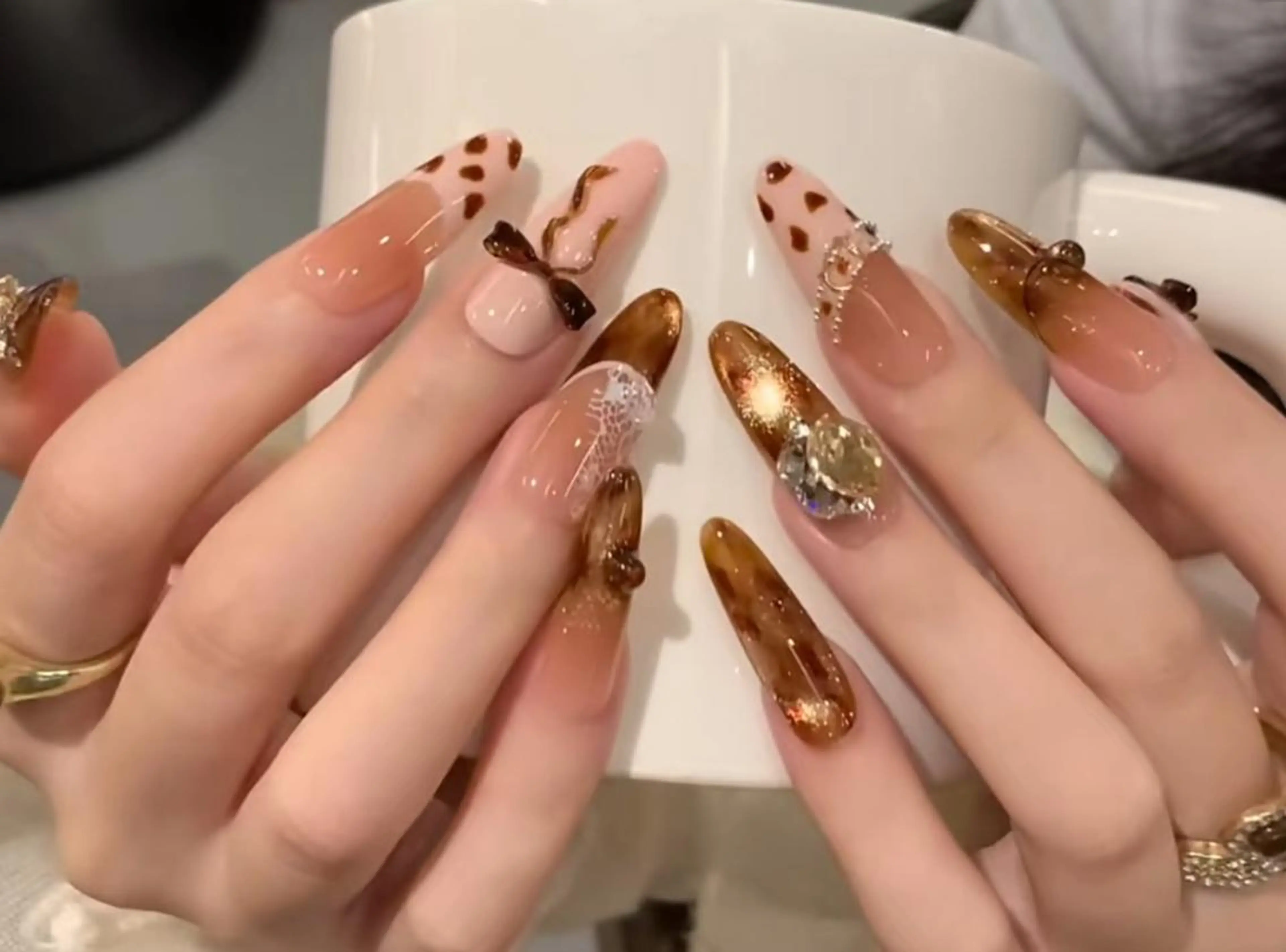 ネイル ハンドネイル エリ🫧 nail池袋東口のネイルデザイン