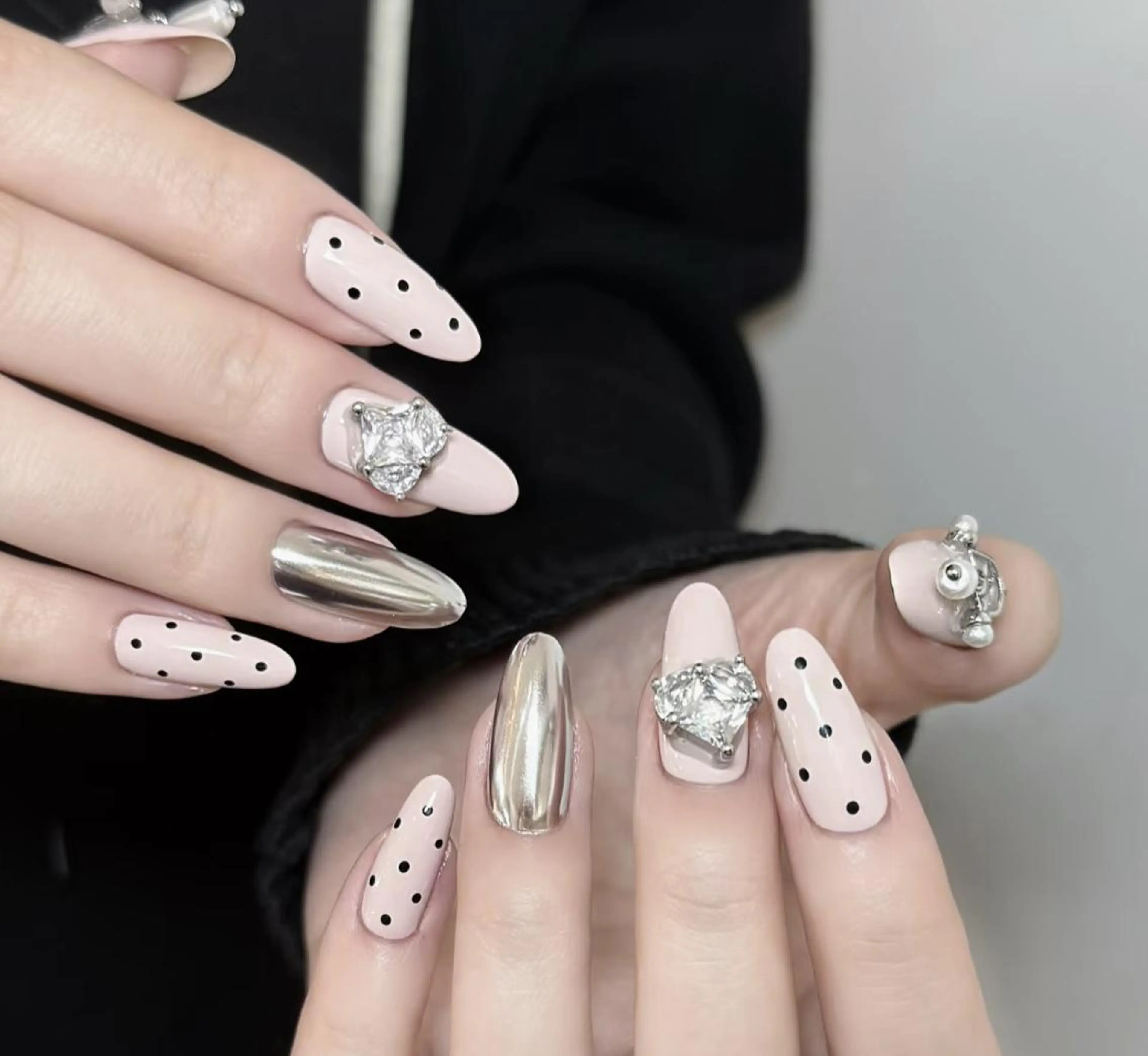 ネイル ハンドネイル 🎀 NaNa_nailのネイルデザイン