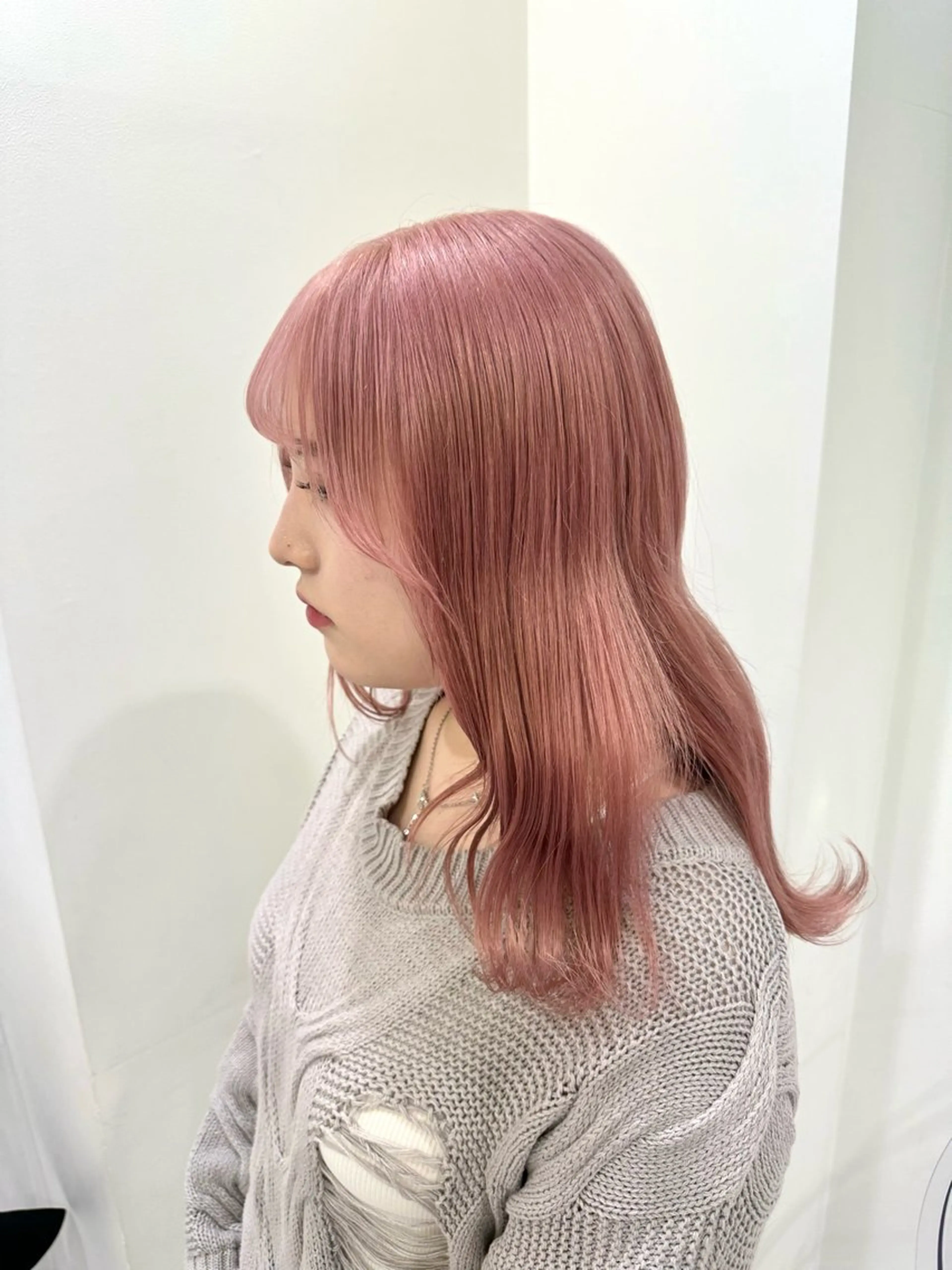 ロング カラー ベージュカラー ブリーチ ピンクカラー ピンクベージュ ヘアカラー トリートメント 渋谷/透明感カラー /半個室/こうめいのヘアスタイル