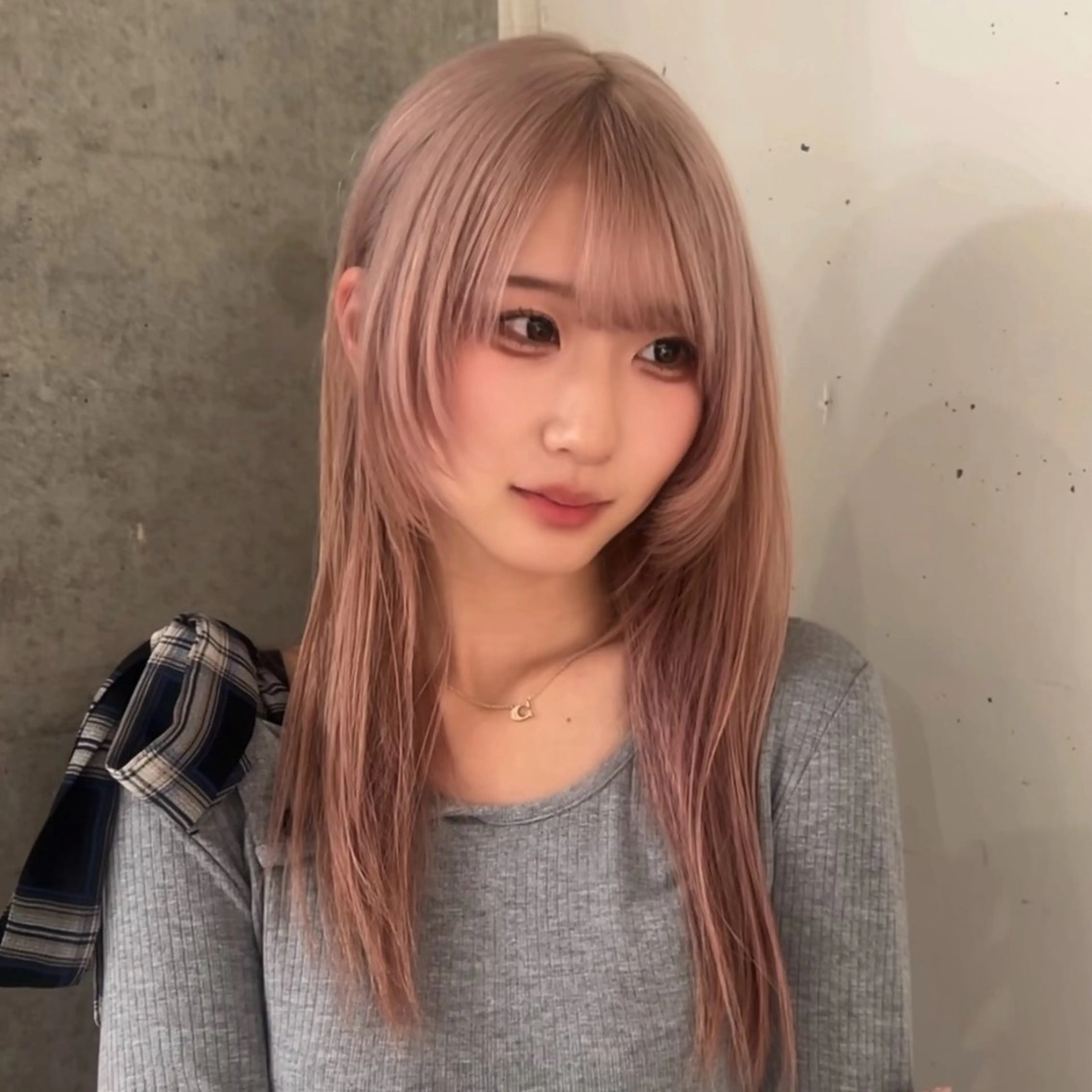 ロング ヘアカラー ブリーチ専門店モニカ nanahaのヘアスタイル