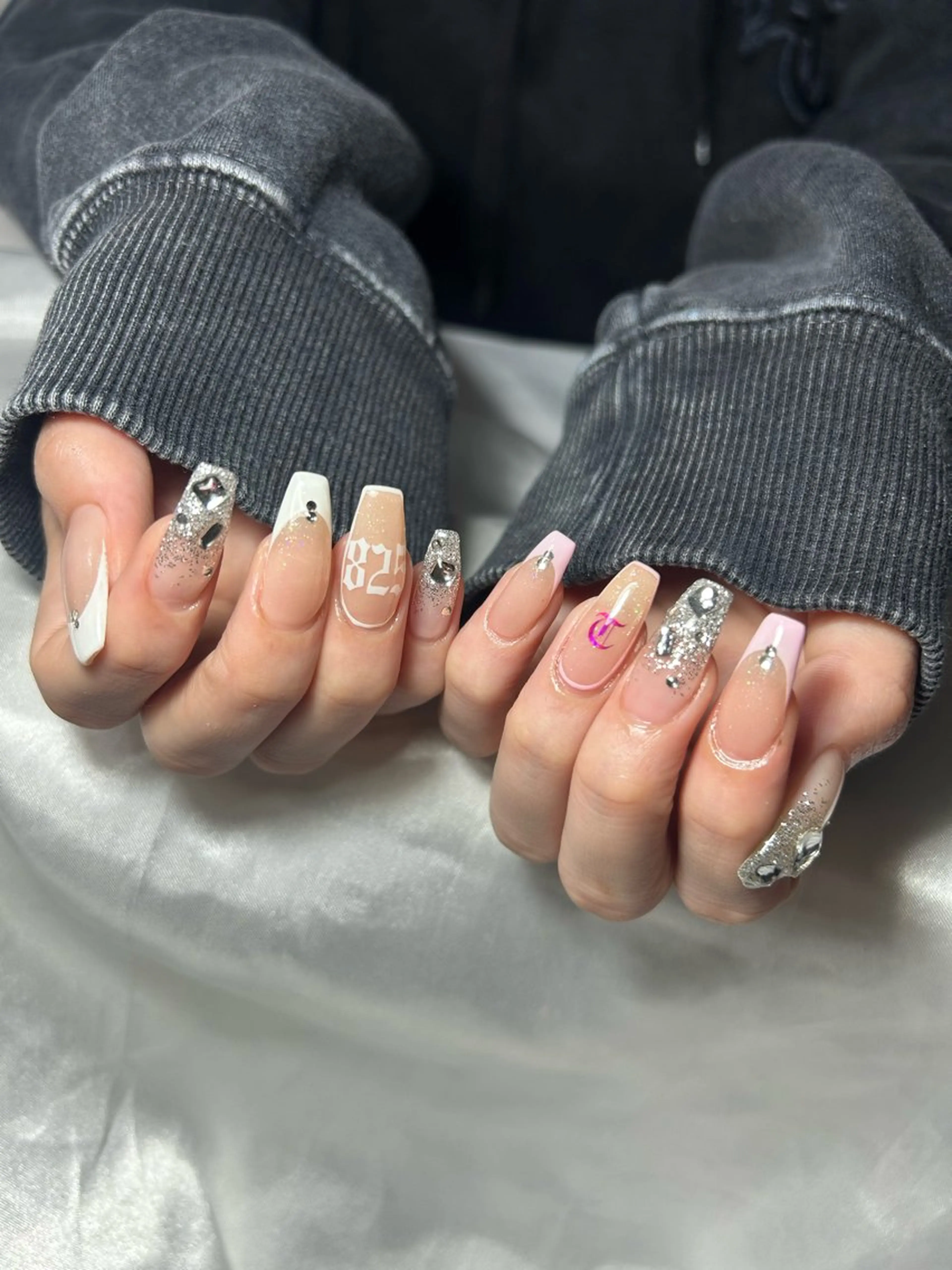 ネイル ハンドネイル nailroom‪ sb‪‪𓈒𓂂𓏸のネイルデザイン