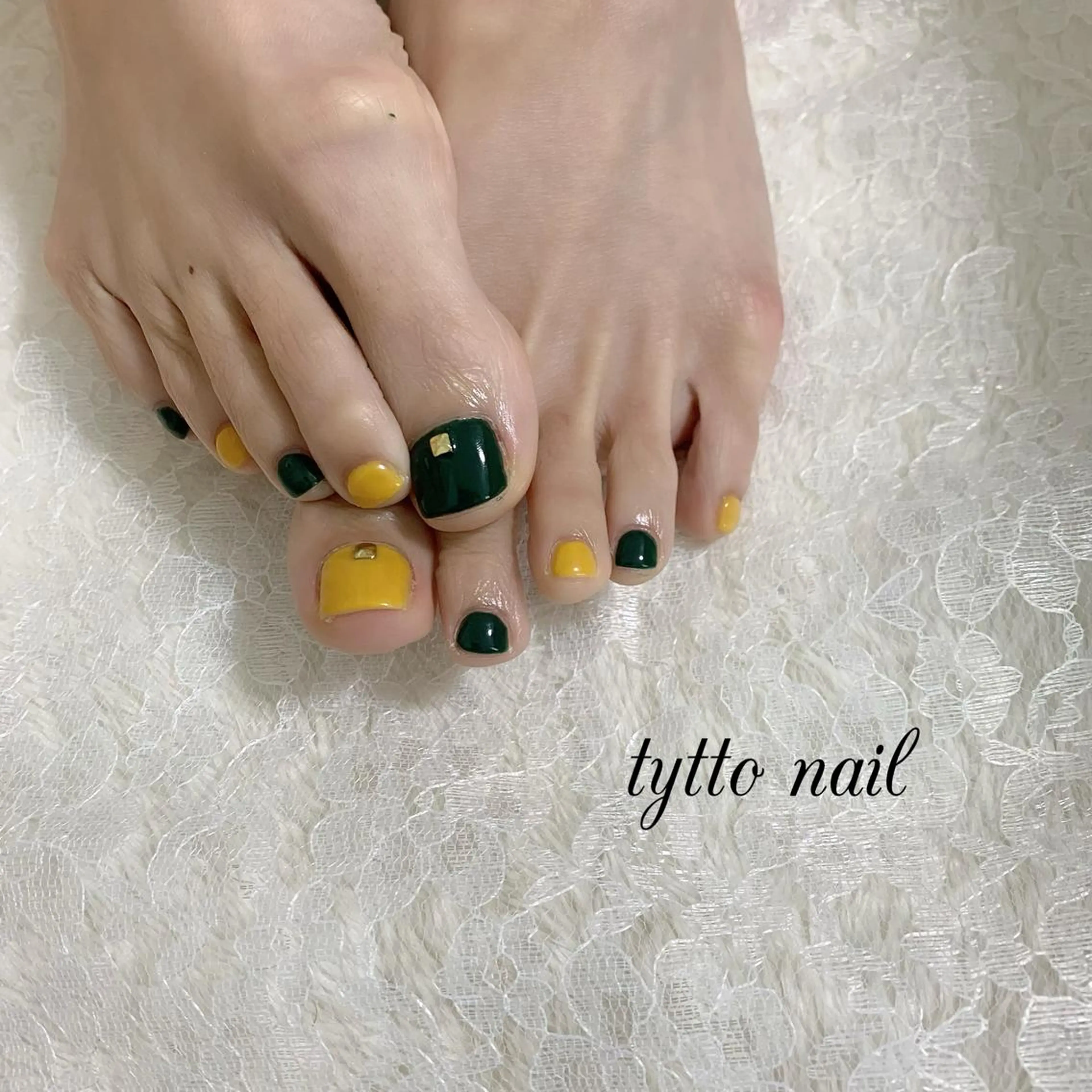ネイル フットネイル グリーン オフィスネイル ワンカラーネイル シンプルネイル フットネイル tytto nail ❤︎‪‪eri‪‪のネイルデザイン