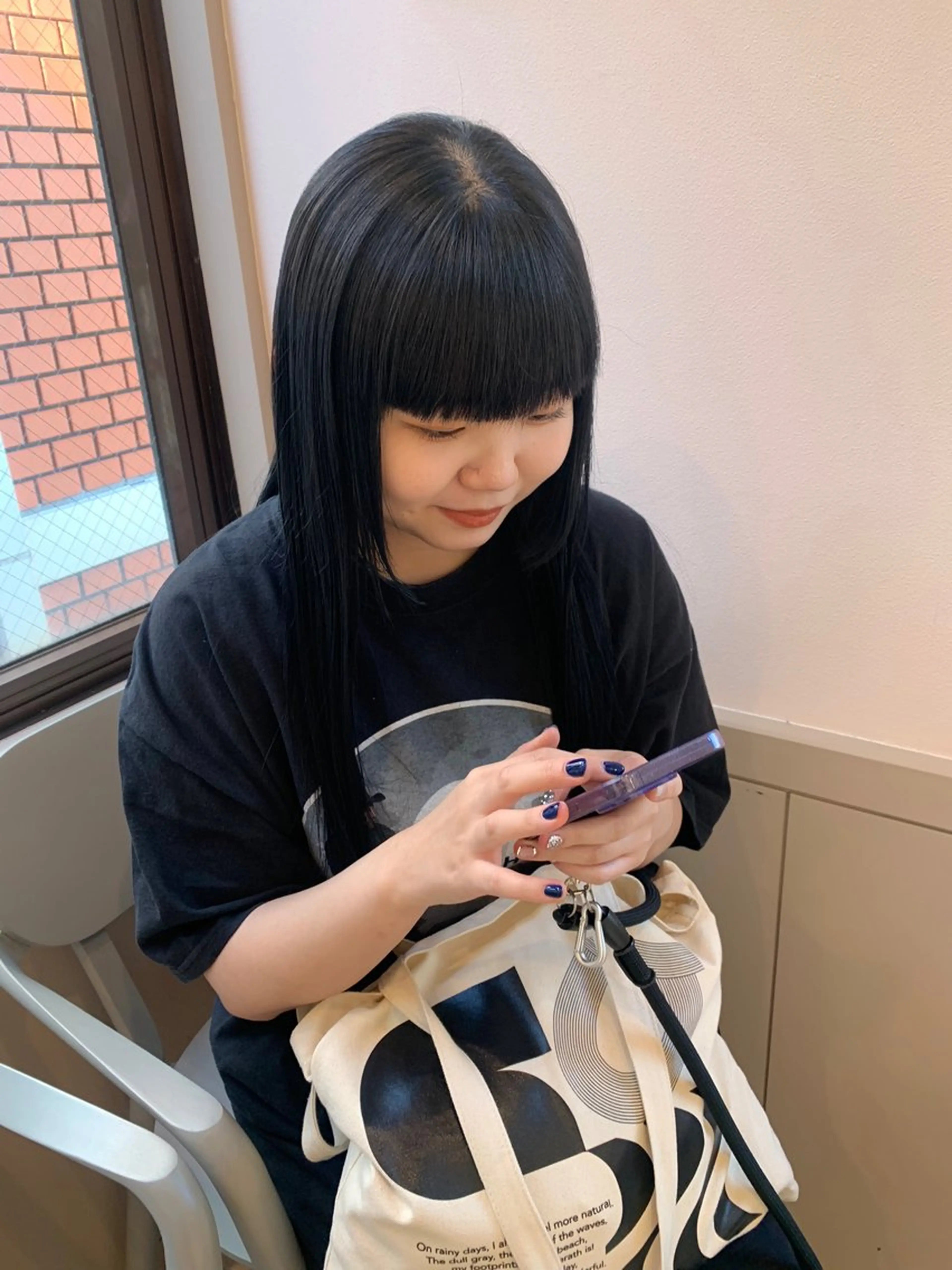 ロング カラー ブルーカラー rio .のヘアスタイル