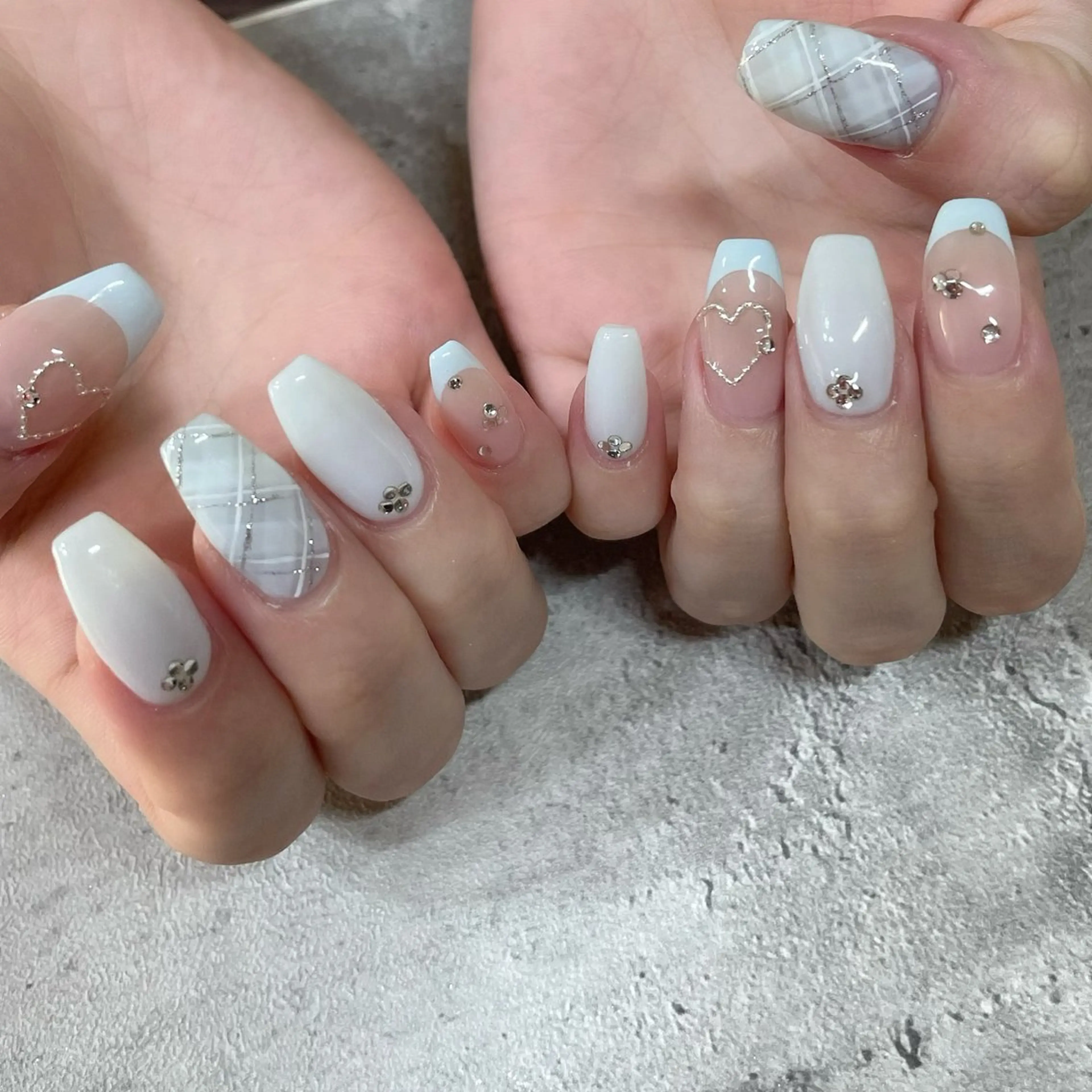 ネイル ジェルネイル 東 千夏のネイルデザイン