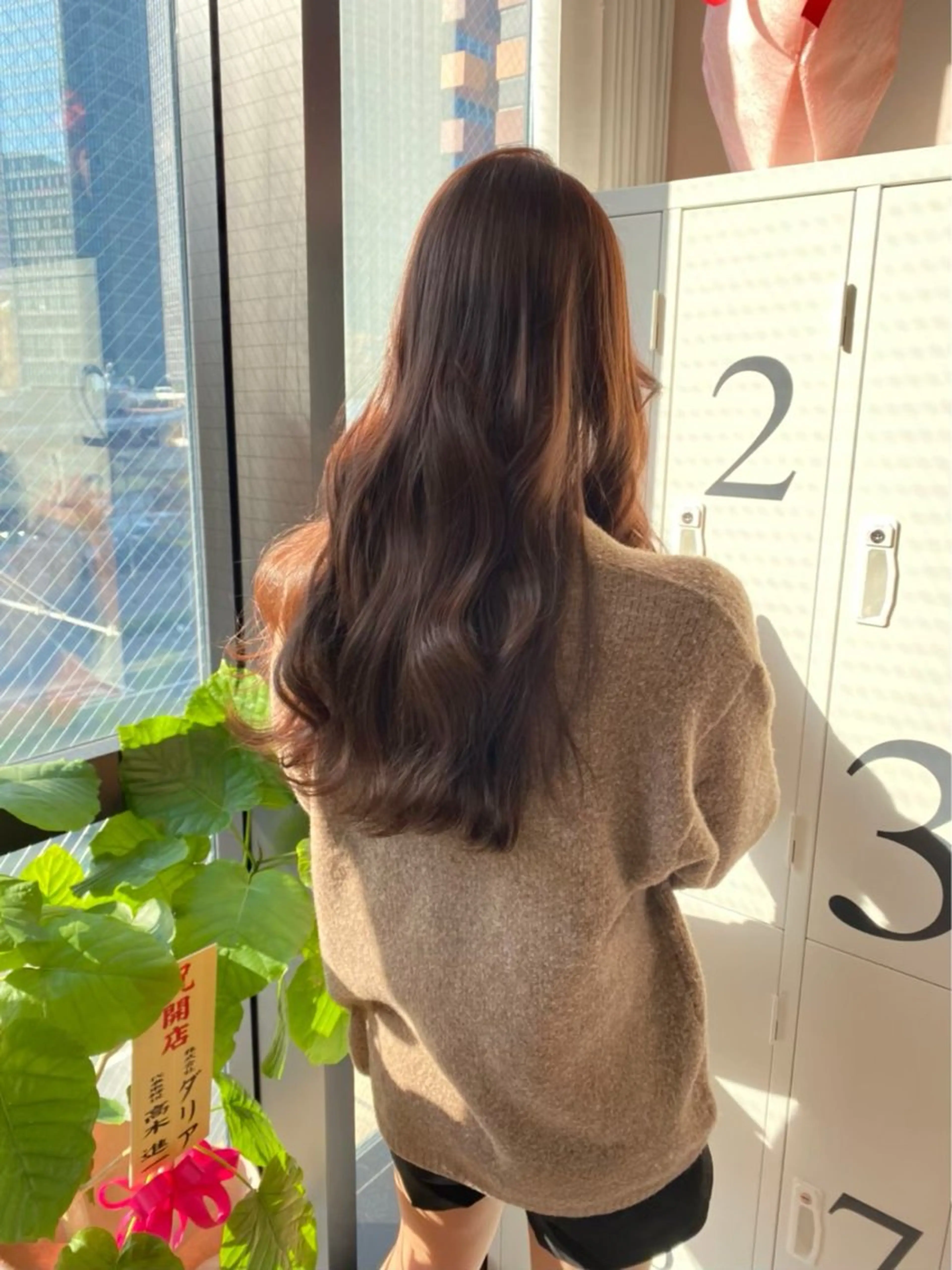カラー 🩶CHIRI🩶/ LUMIERのヘアスタイル