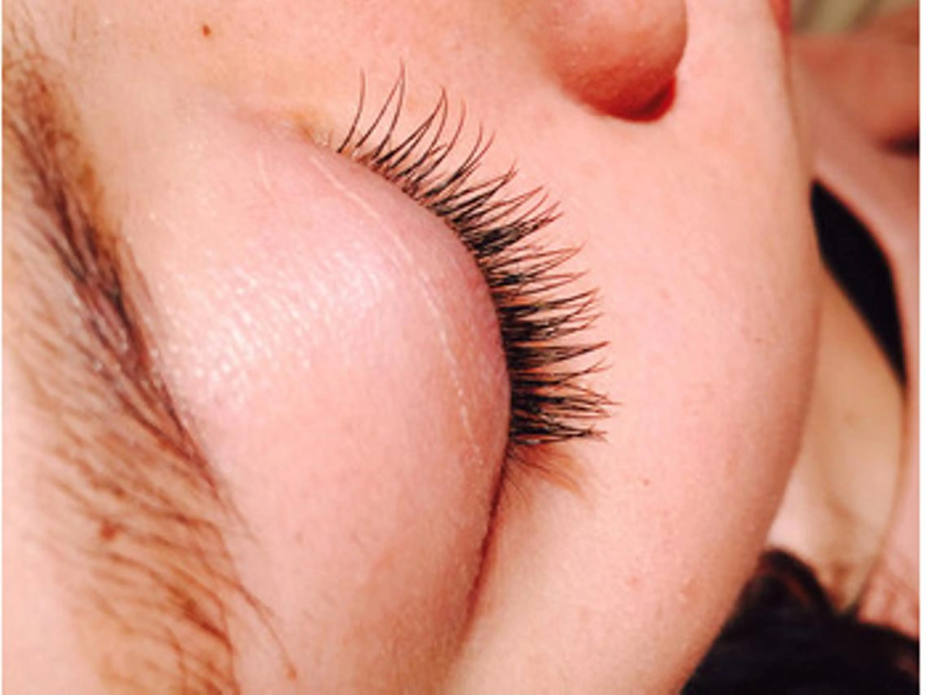 マツエク・マツパ Cカール ミンク ナチュラル セーブル petitchou eyelashの眉毛・アイブロウイメージ