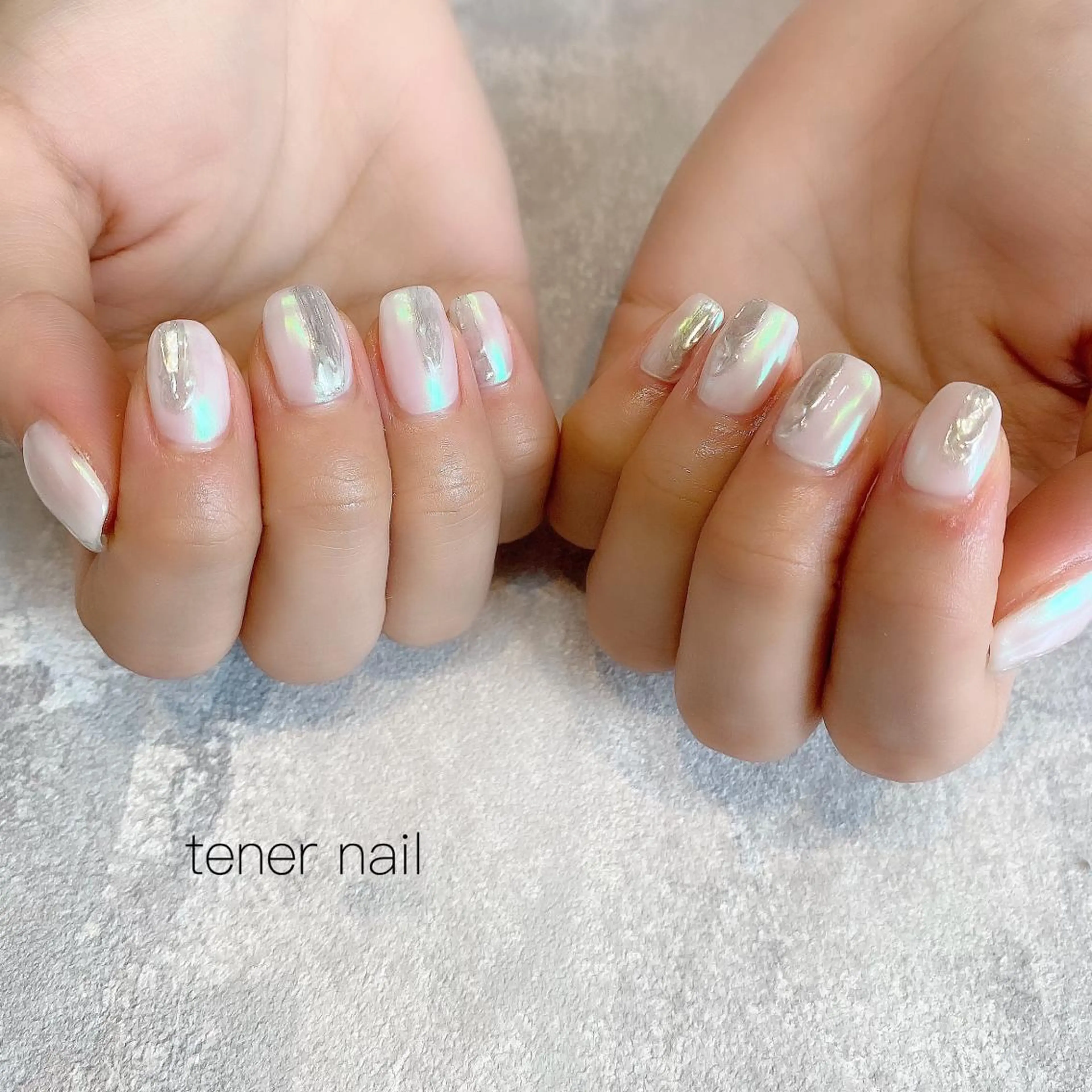 ネイル オーロラネイル ミラーネイル シルバー テネルネイル tener nailのネイルデザイン