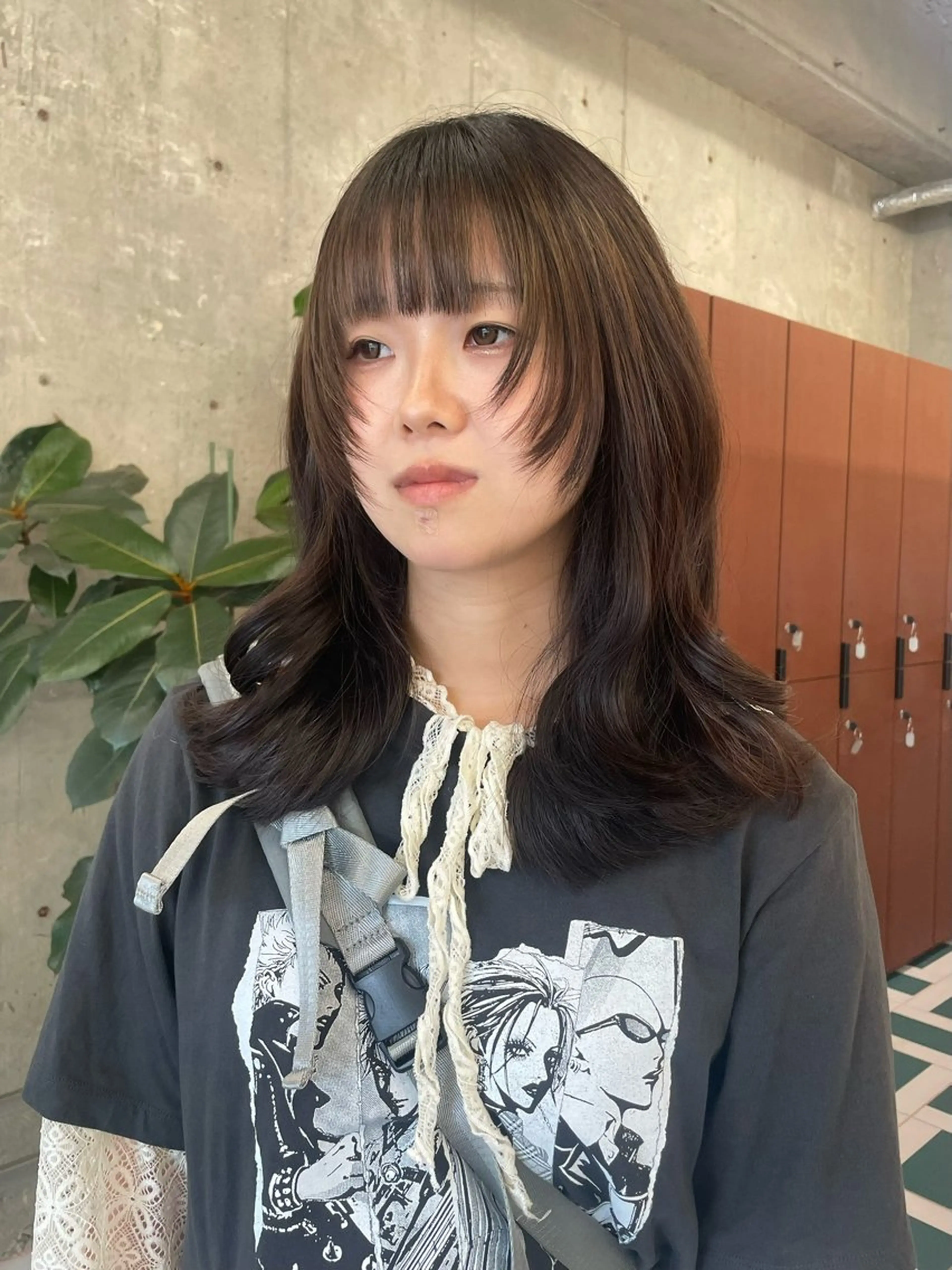 セミロング カラー RIN/レイヤー/ ボブ/オリーブカラーのヘアスタイル