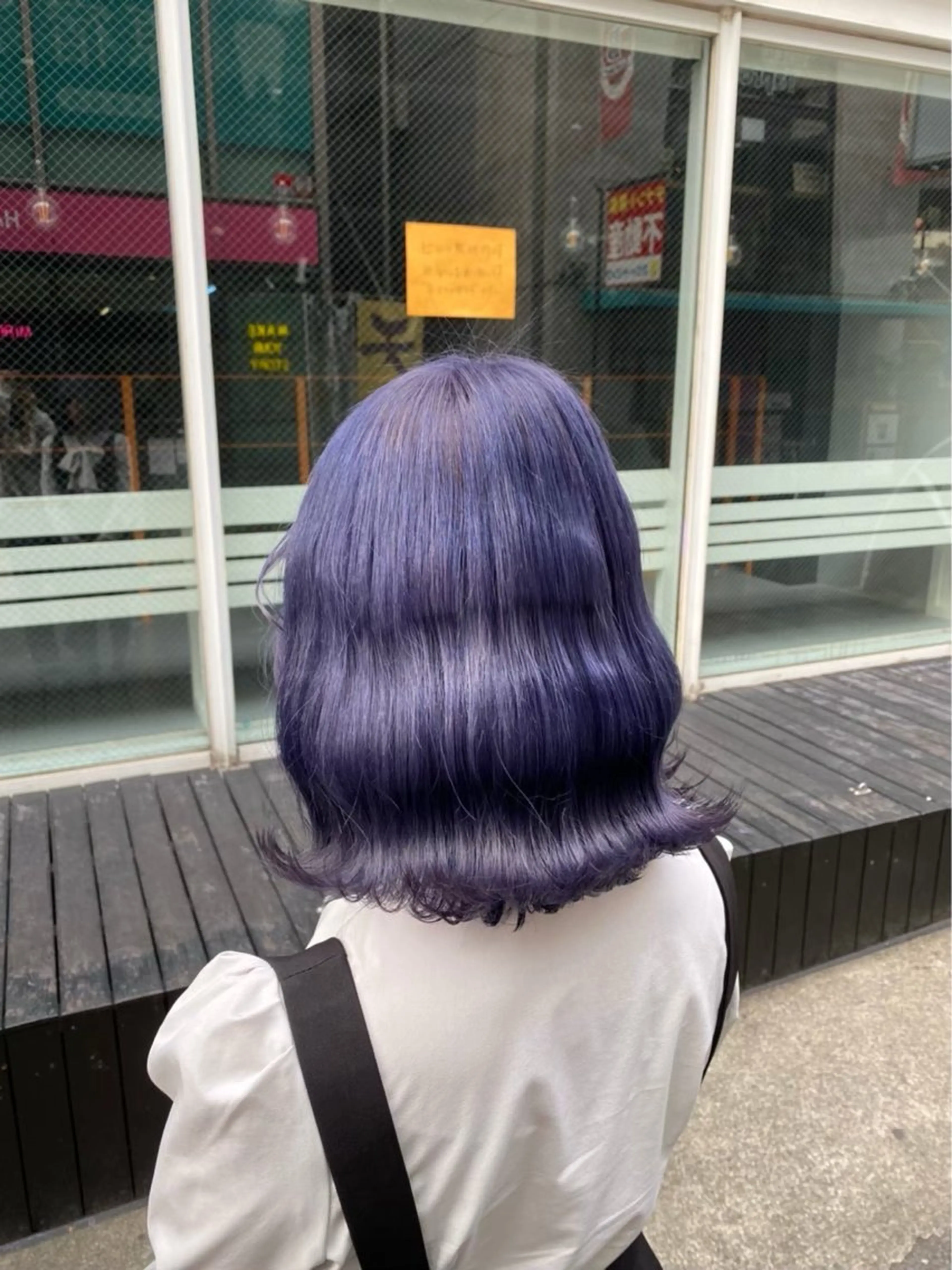 ミディアム カラー 🌈推し活ハイトーン 💫荒川結星のヘアスタイル