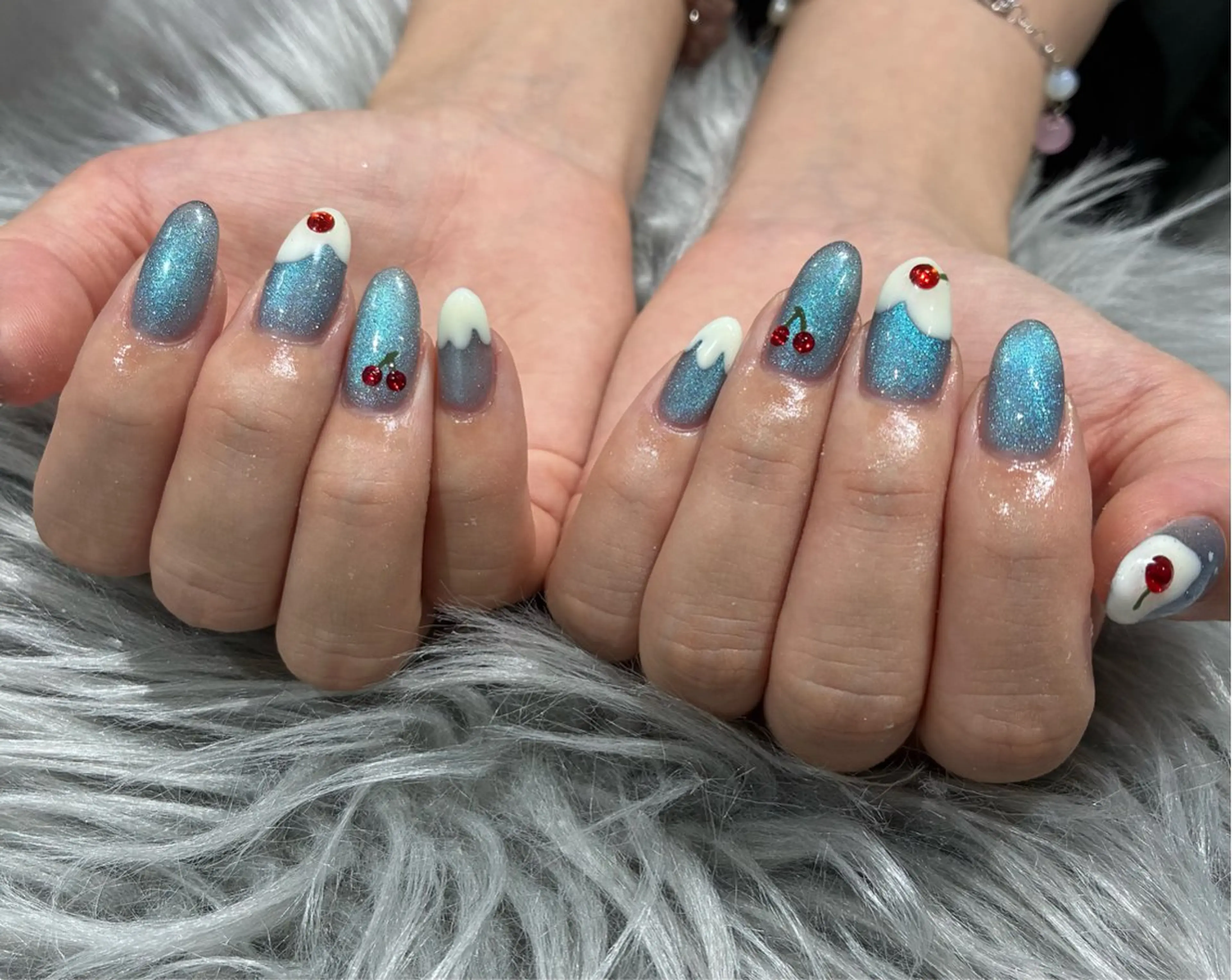 【ハンド&フット】大人気SetMenu★定額デザイン330種類+店舗限定デザインから選べる(予約リクエストのみ受付)の写真