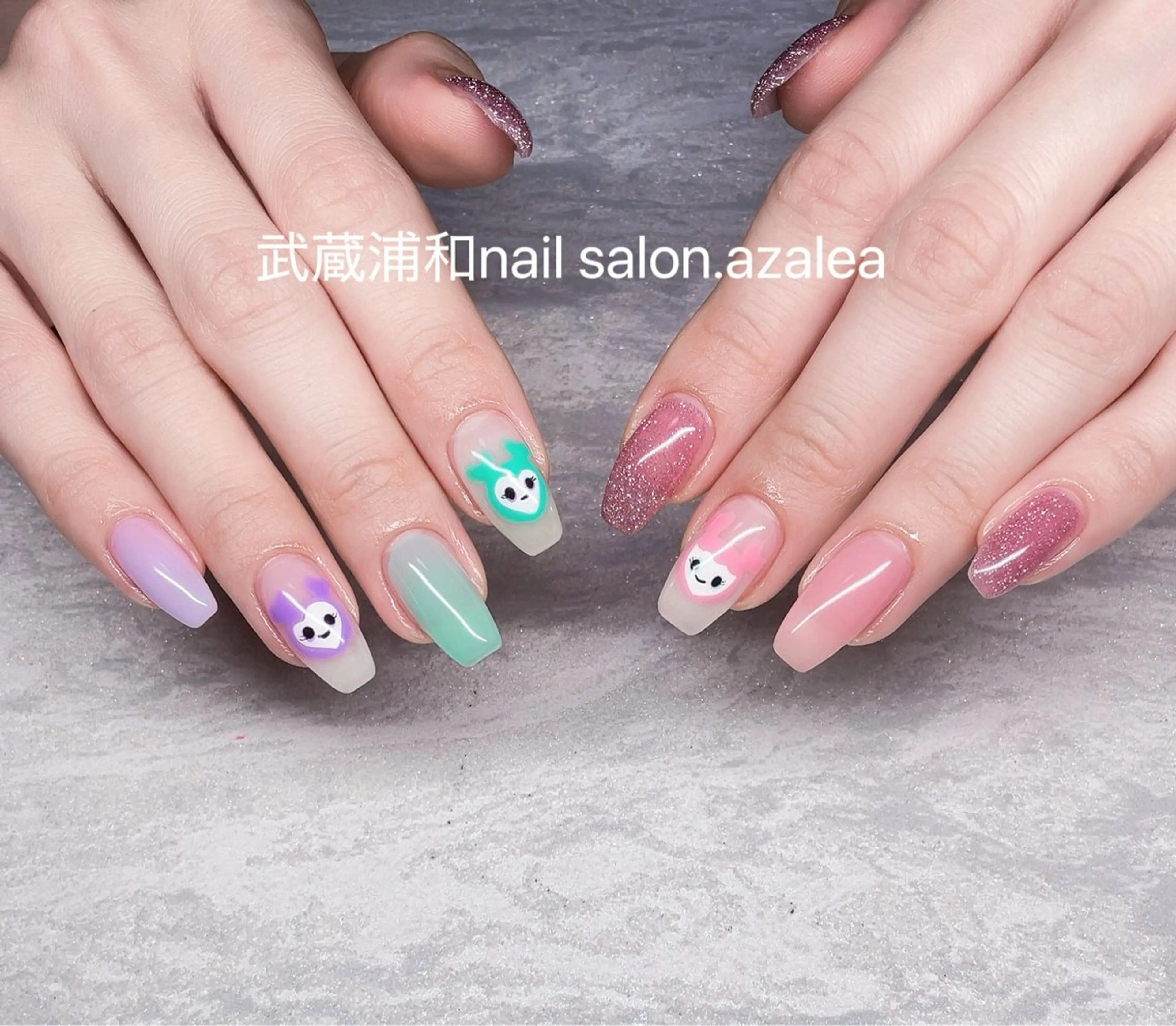 ネイル ハンドネイル R inのネイルデザイン