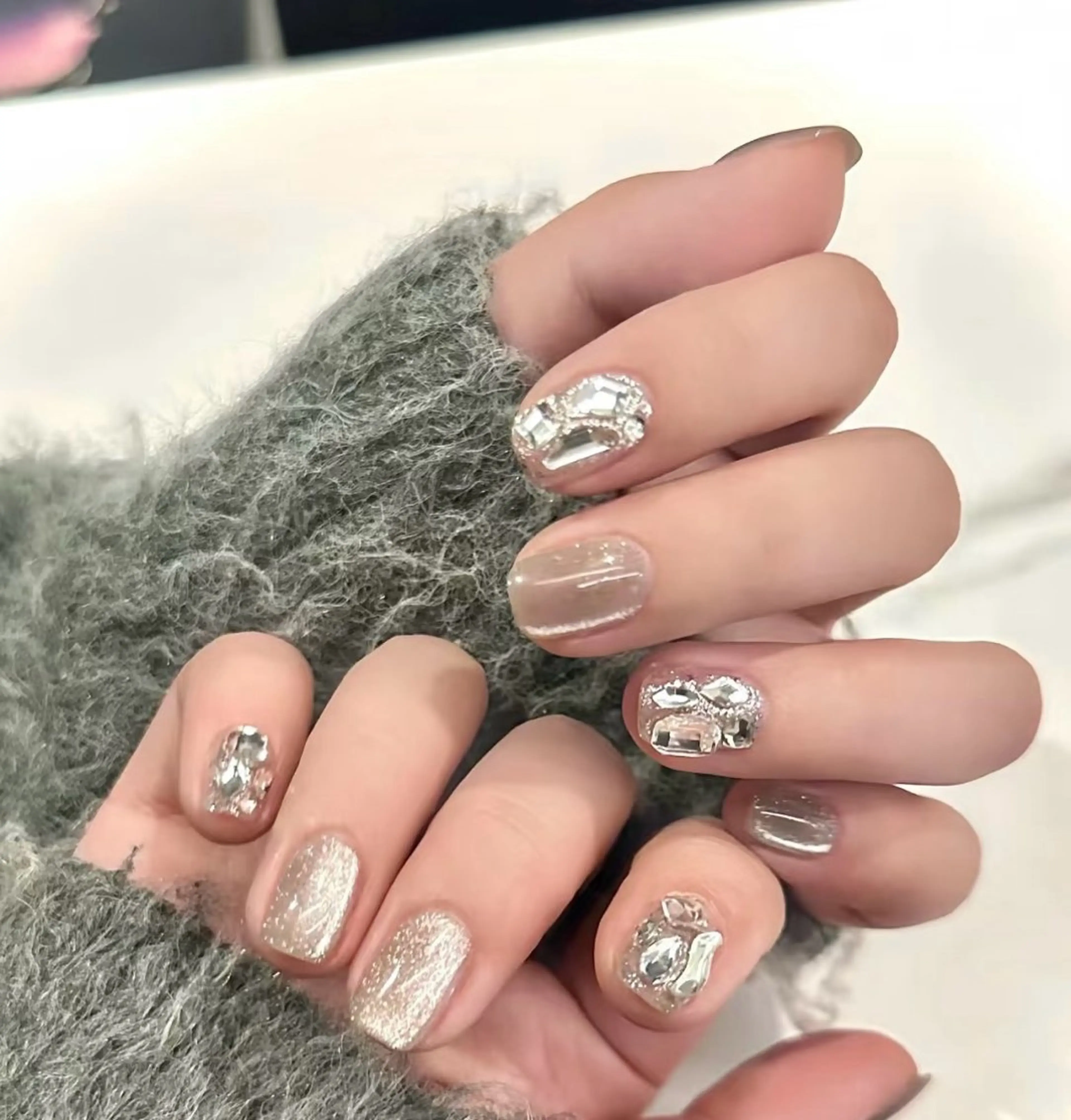 ネイル 高木 維麗絲のネイルデザイン