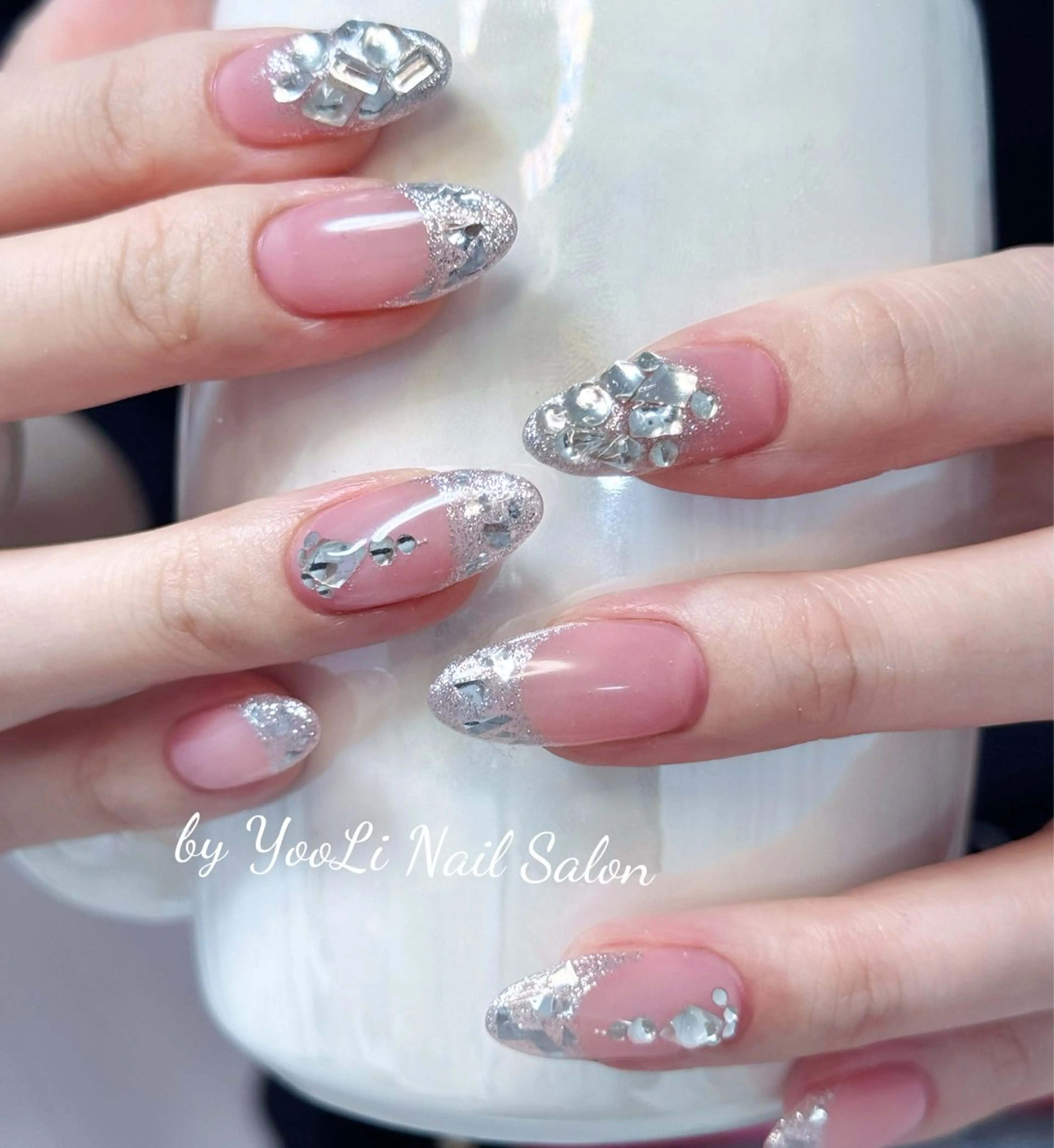 ネイル アートネイル オーロラネイル チークネイル フレンチネイル ガラスフレンチ ハンドネイル 🎀🎀YooLi Nail Salonのネイルデザイン