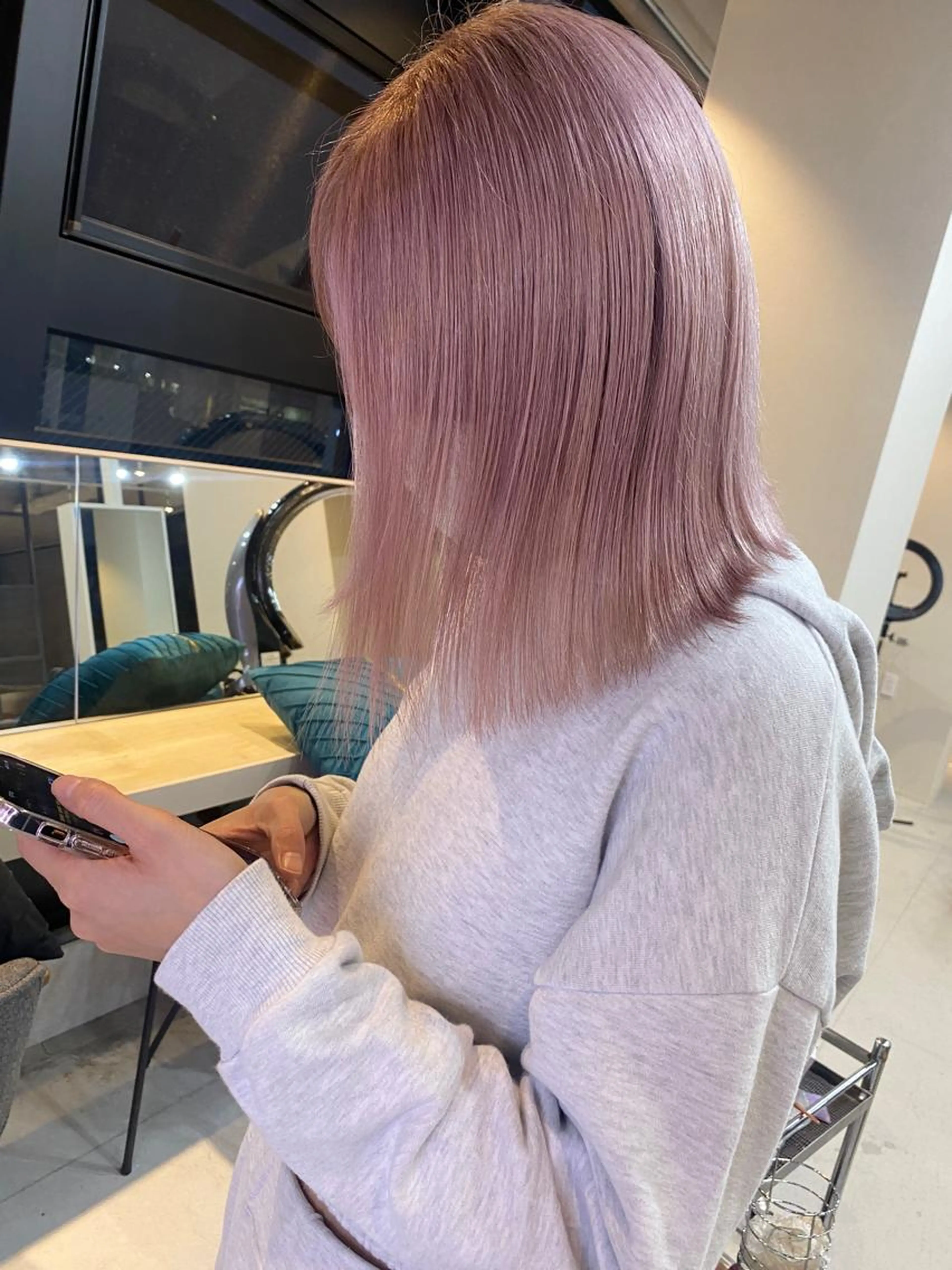 カット & プレミアムカラー & 濃密トリートメントの写真