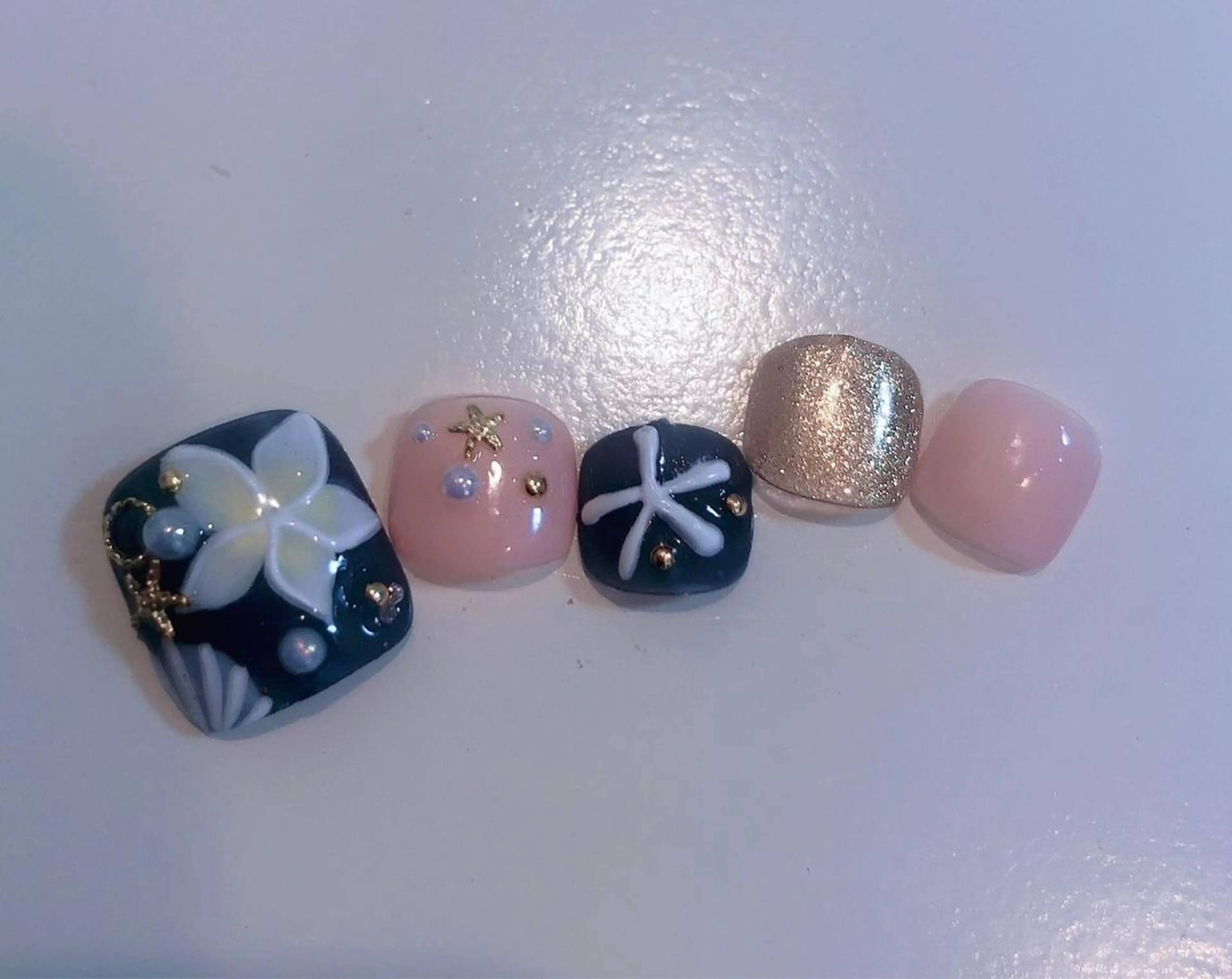 ネイル ハンドネイル 片平 恭子のマツエク・マツパデザイン