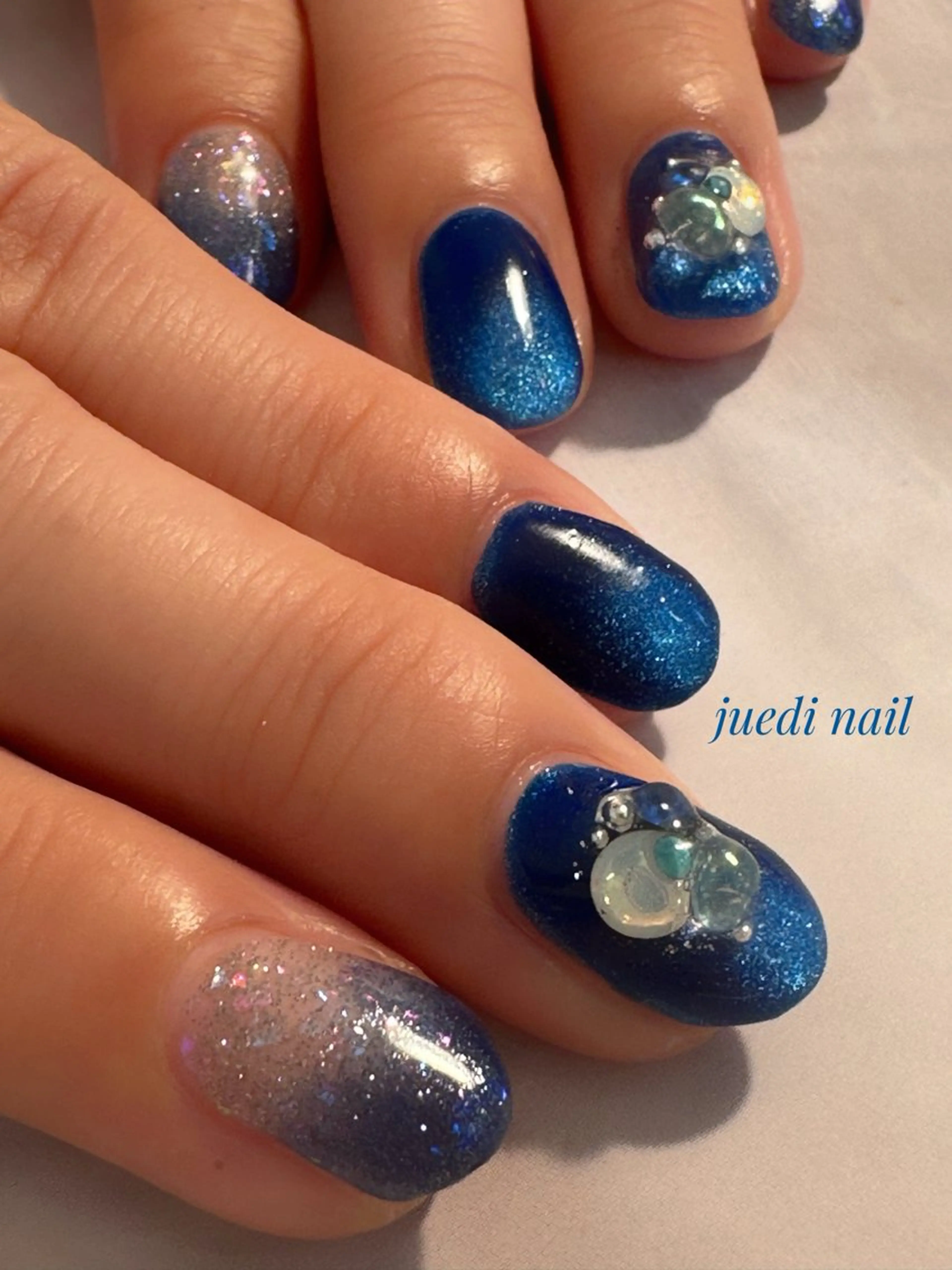 ネイル juedi nail(木曜日のネイル)所属・juedi nail 〜木曜日のネイル〜のネイルデザイン